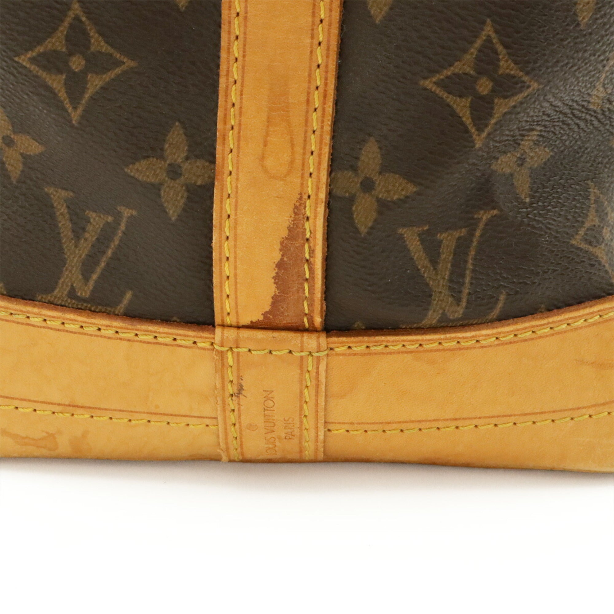 Louis Vuitton Brown Monogram Monogram Shoulder Bag (Pre-Owned)