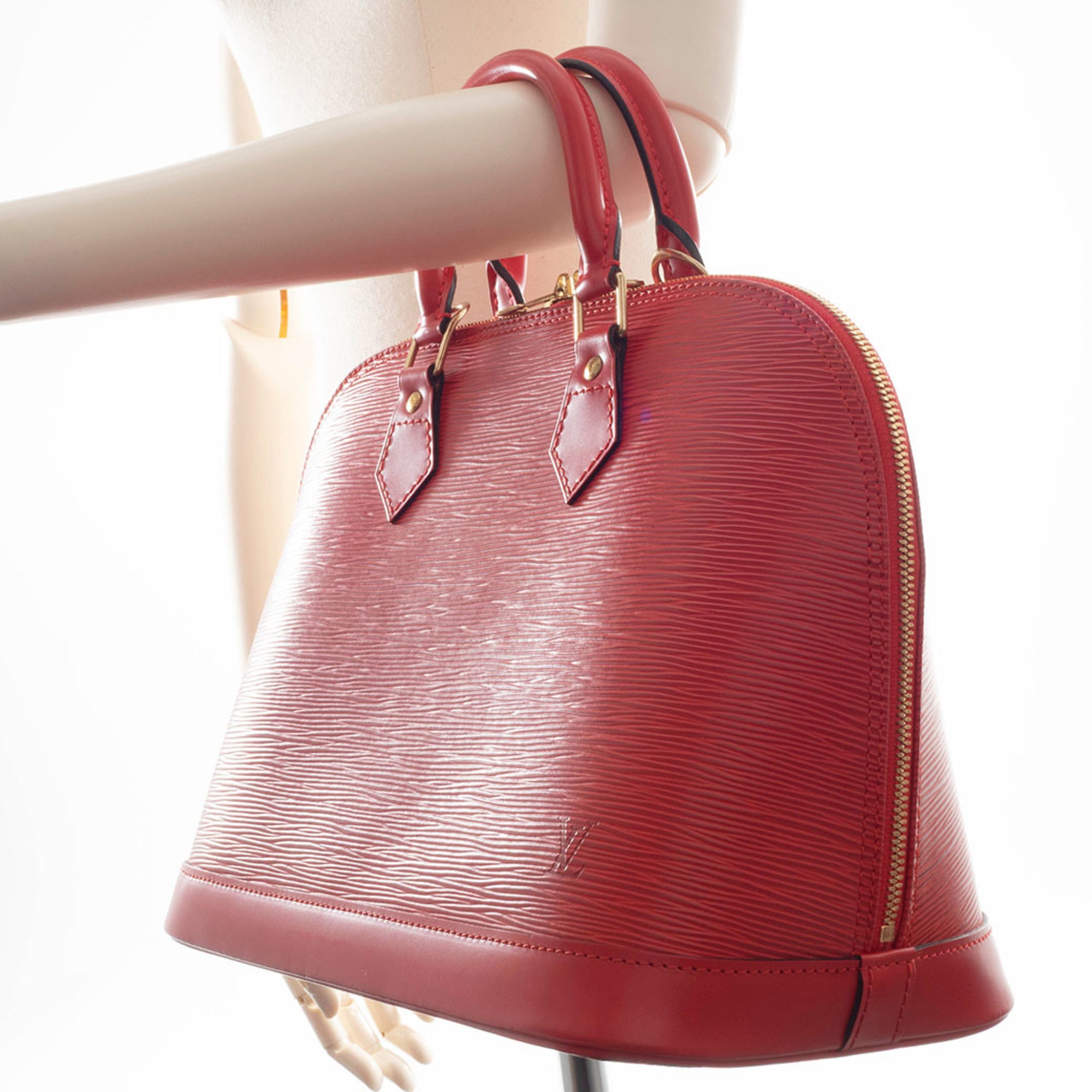 Louis Vuitton Castilian Red Epi Leather Handbag (Pre-Owned)