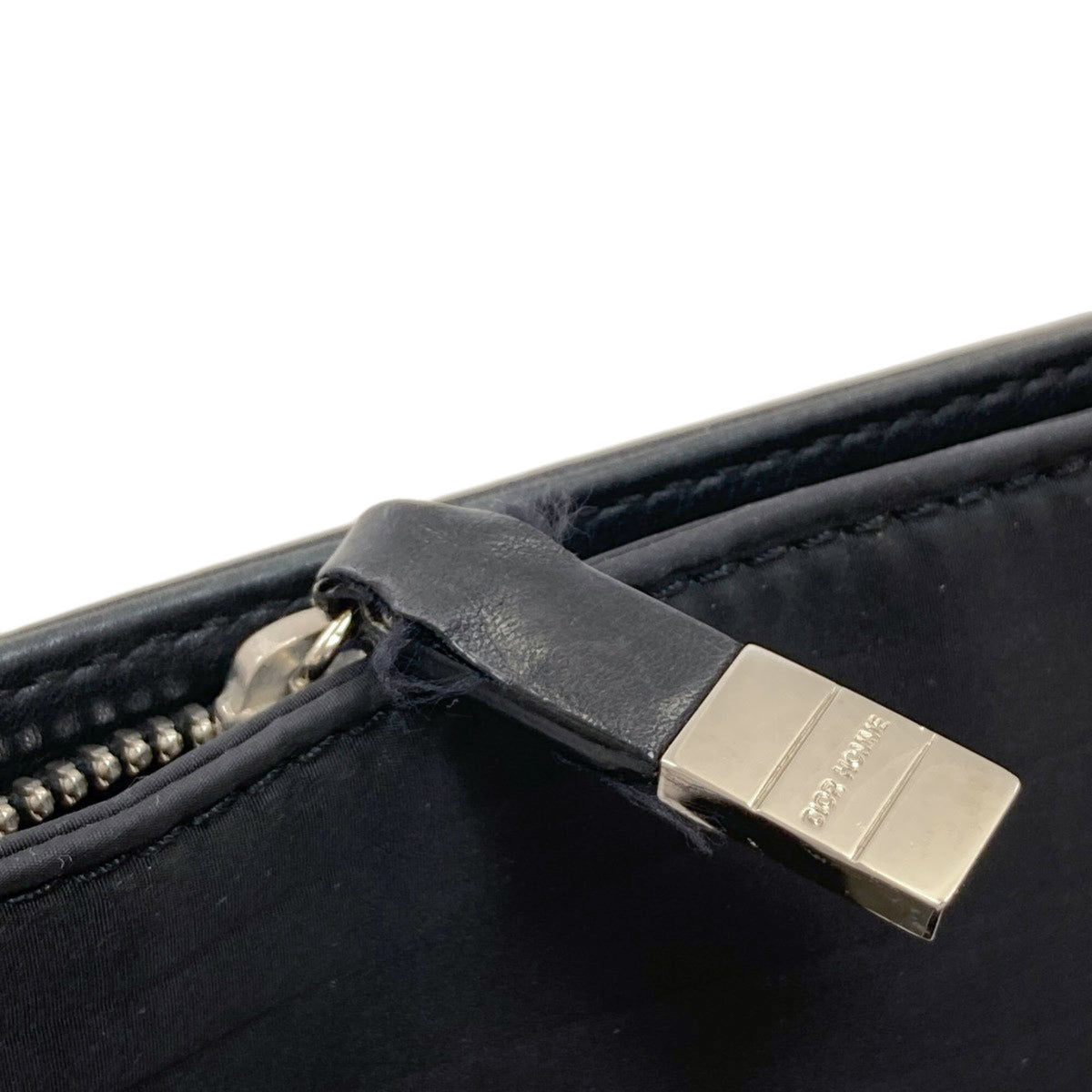 Christian Dior Black Leather Shoulder Bag (Pre-Owned)