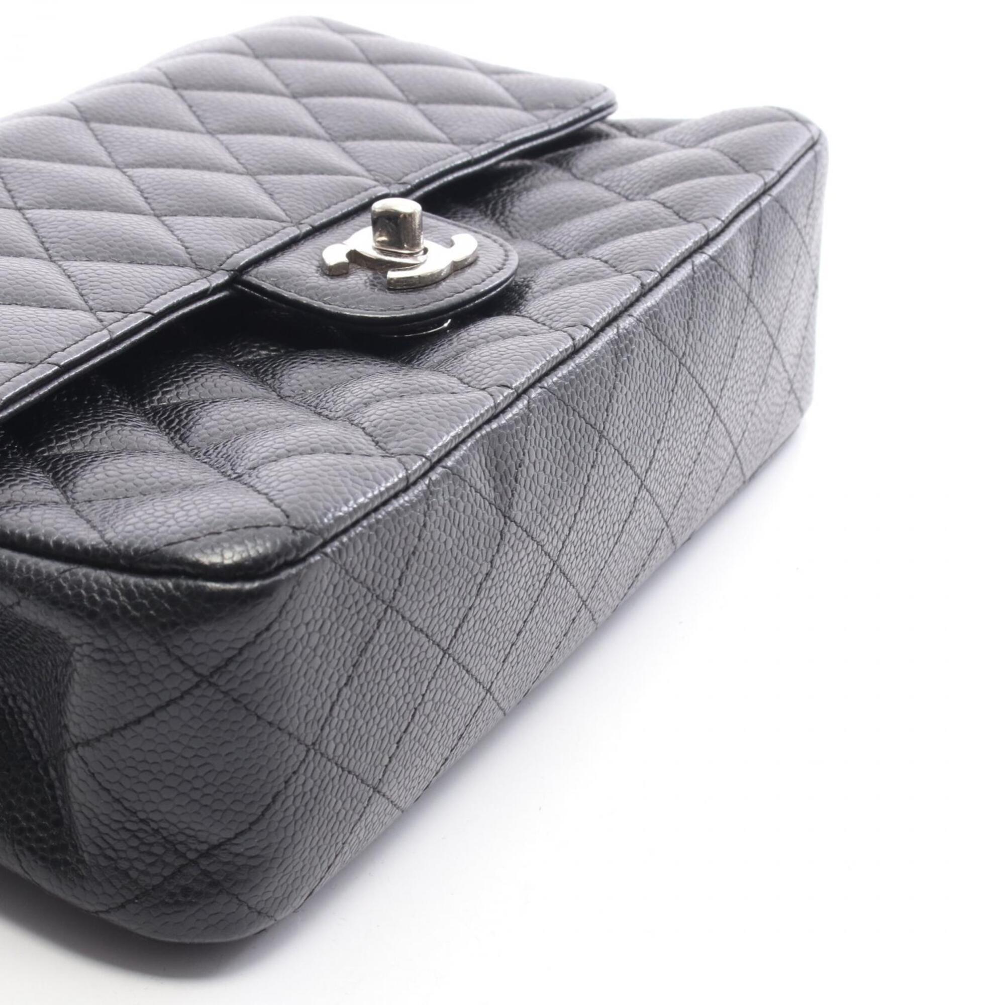 Chanel Black Grained Calfskin Handbag Shoulder Bag (Pre-Owned)
