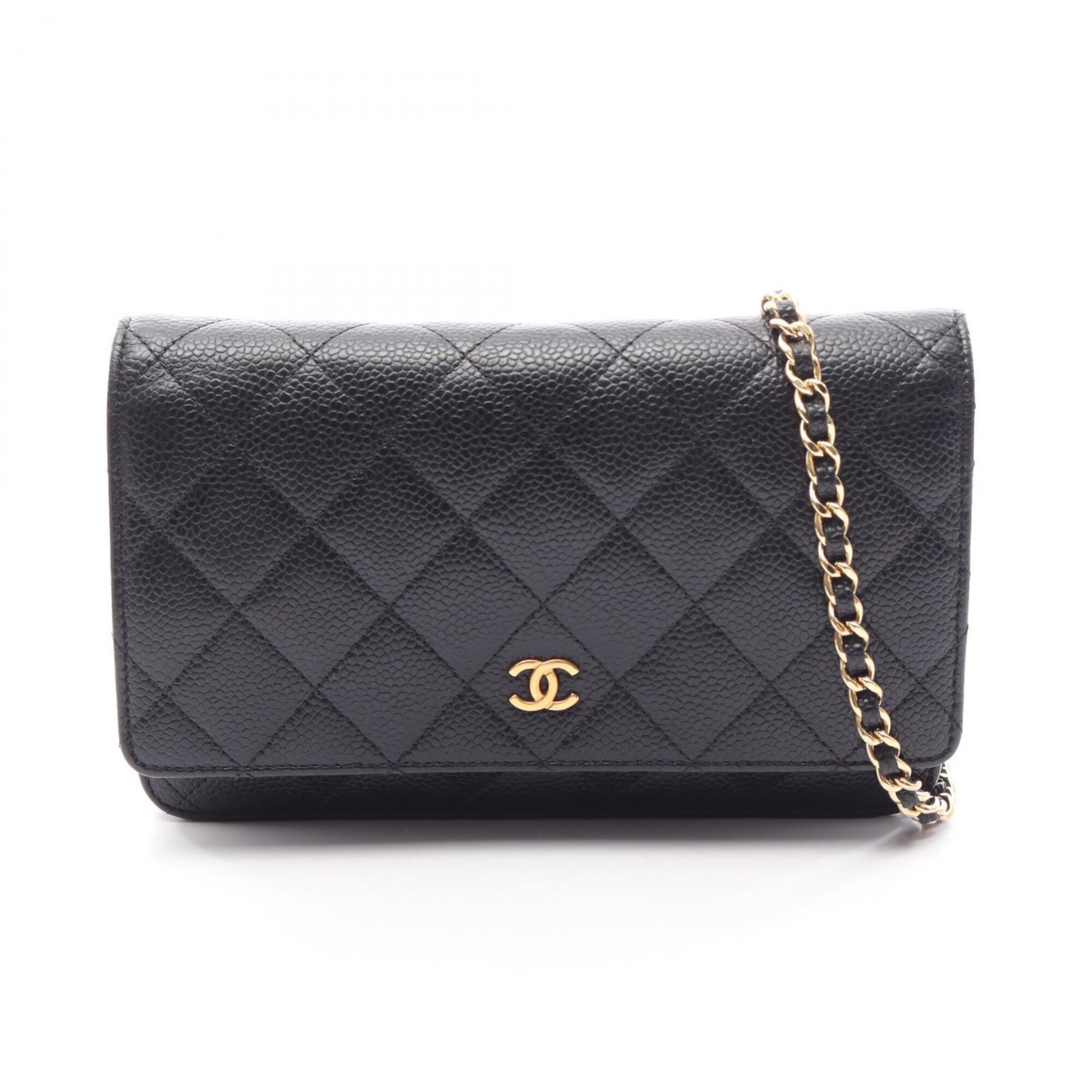Chanel Black Leather Handbag Shoulder Bag (Pre-Owned)