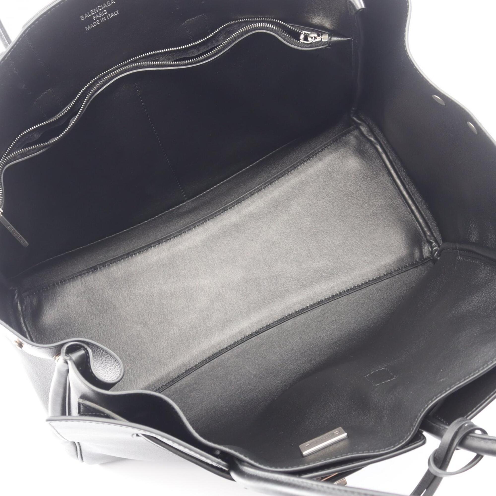 Balenciaga Black Leather Handbag Tote Bag (Pre-Owned)