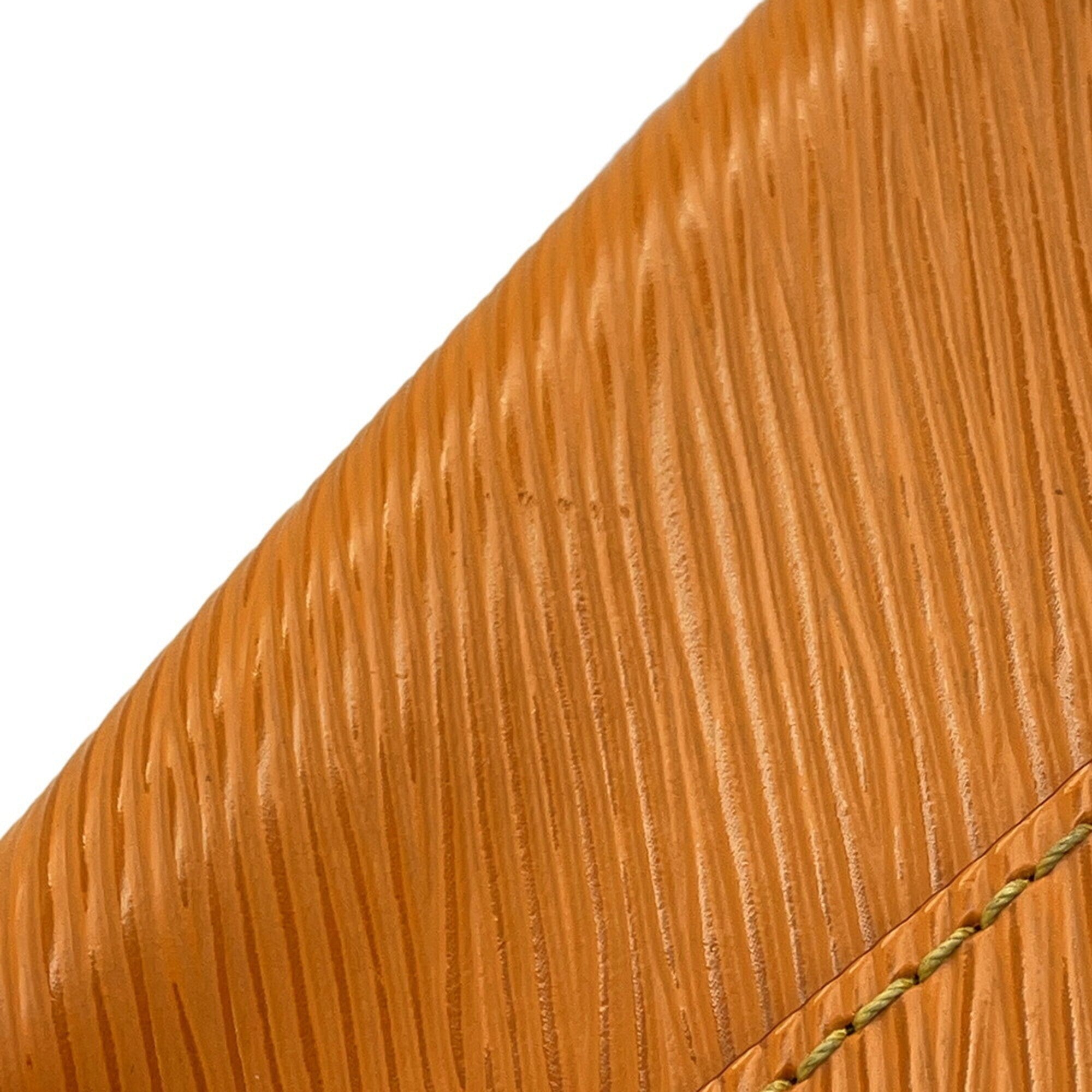 Louis Vuitton Beige Epi Leather Handbag Shoulder Bag (Pre-Owned)