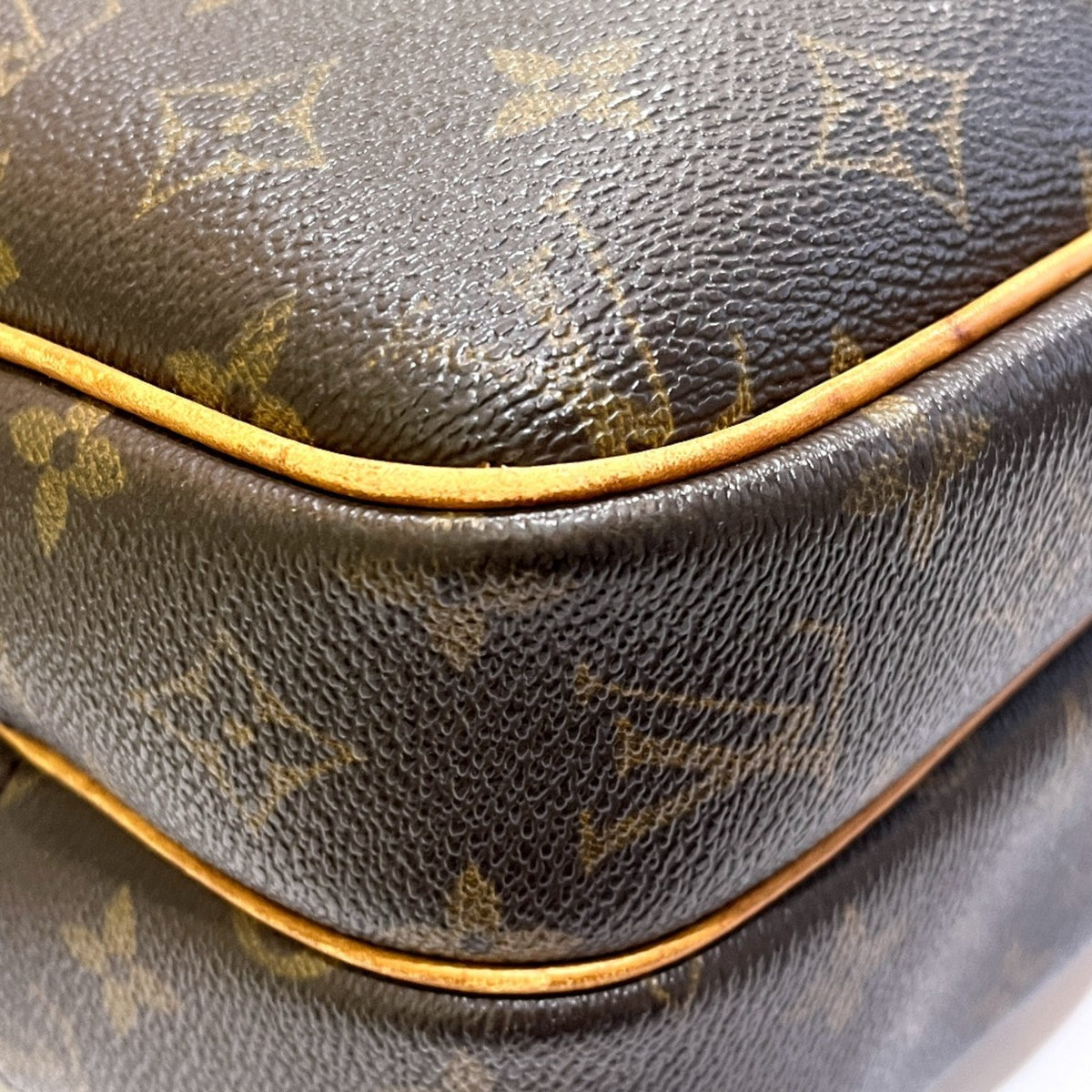 Louis Vuitton Monogram Brown Monogram Shoulder Bag (Pre-Owned)