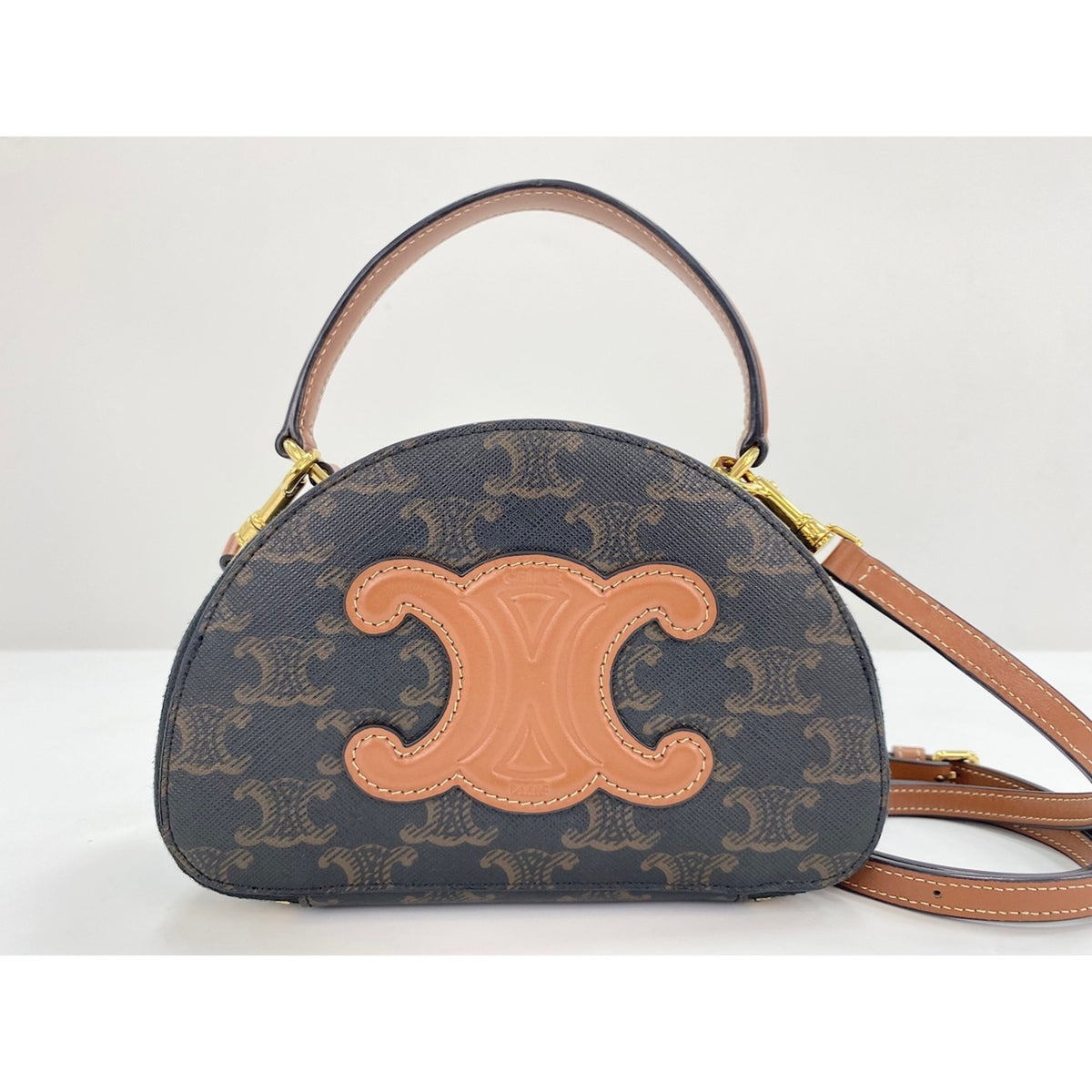 Celine Black Handbag (Pre-Owned)