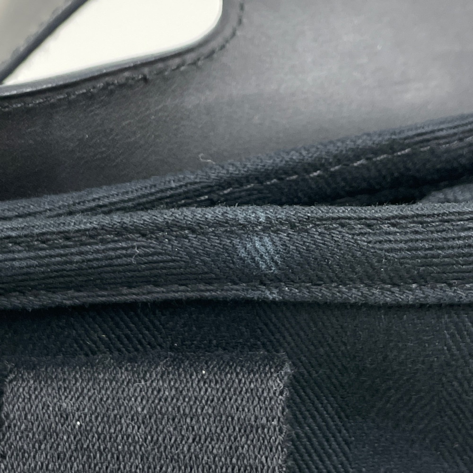 Hermes Black Toile Chevron Leather Handbag Tote Bag (Pre-Owned)