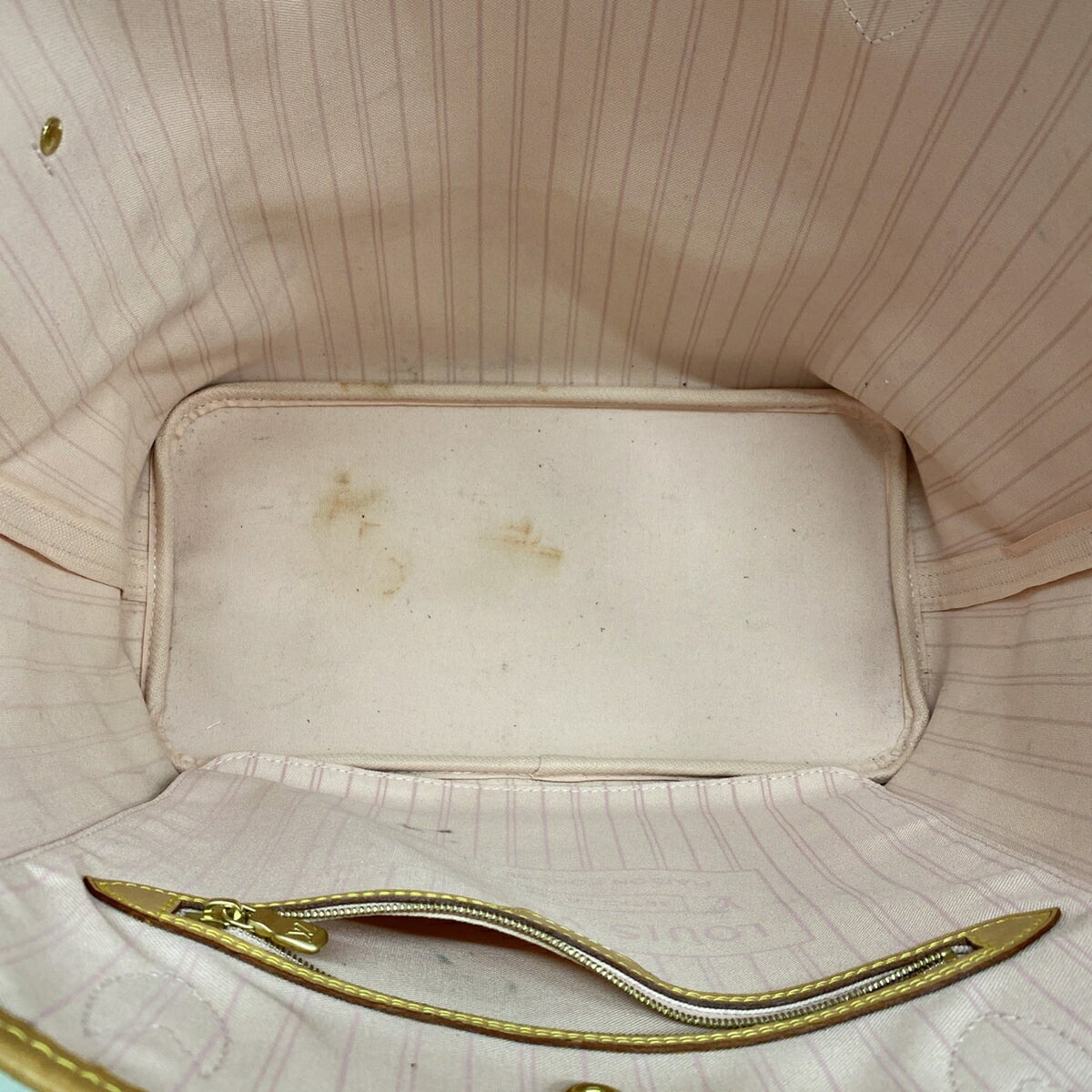 Louis Vuitton Rose Ballerine White Tote Bag (Pre-Owned)
