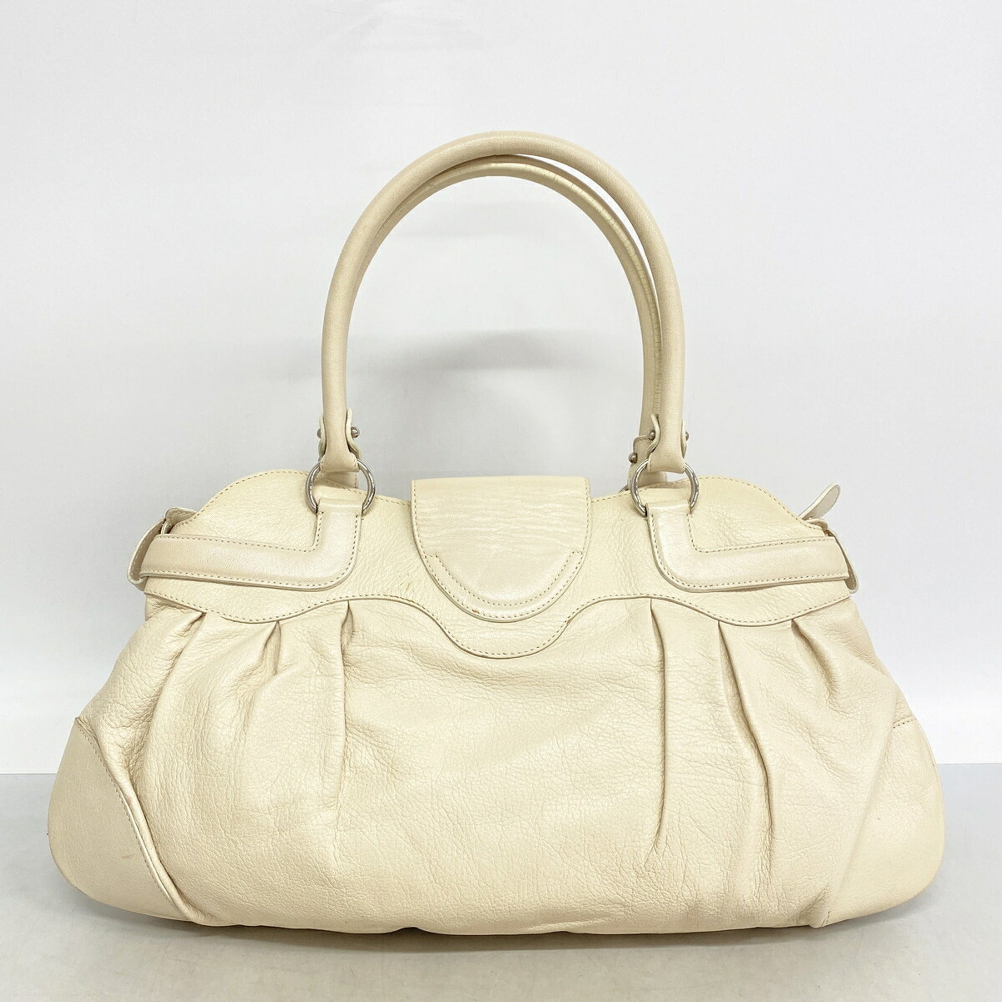 Salvatore Ferragamo White Leather Handbag (Pre-Owned)