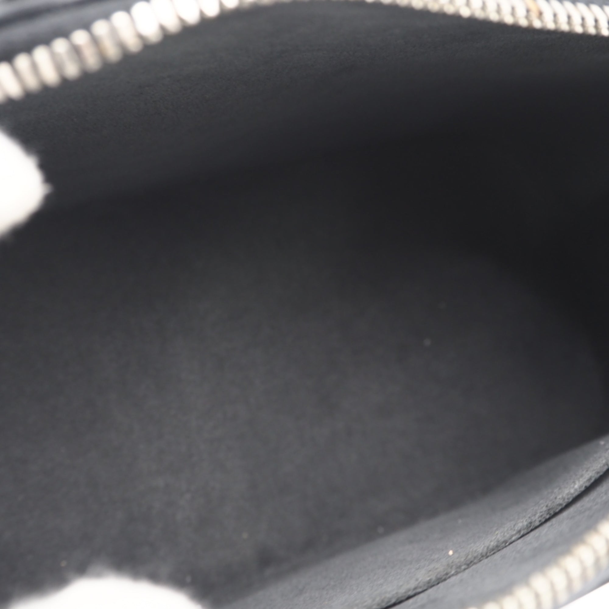 Louis Vuitton Beige Pink Black Noir Leather Handbag (Pre-Owned)