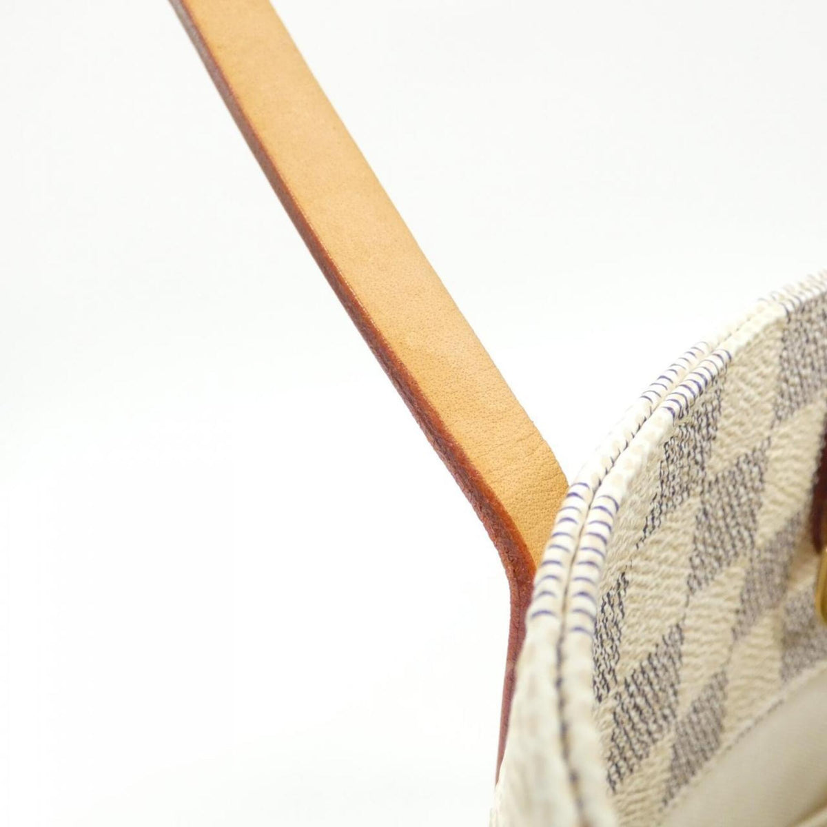 Louis Vuitton Azur White Coated Canvas Handbag (Pre-Owned)