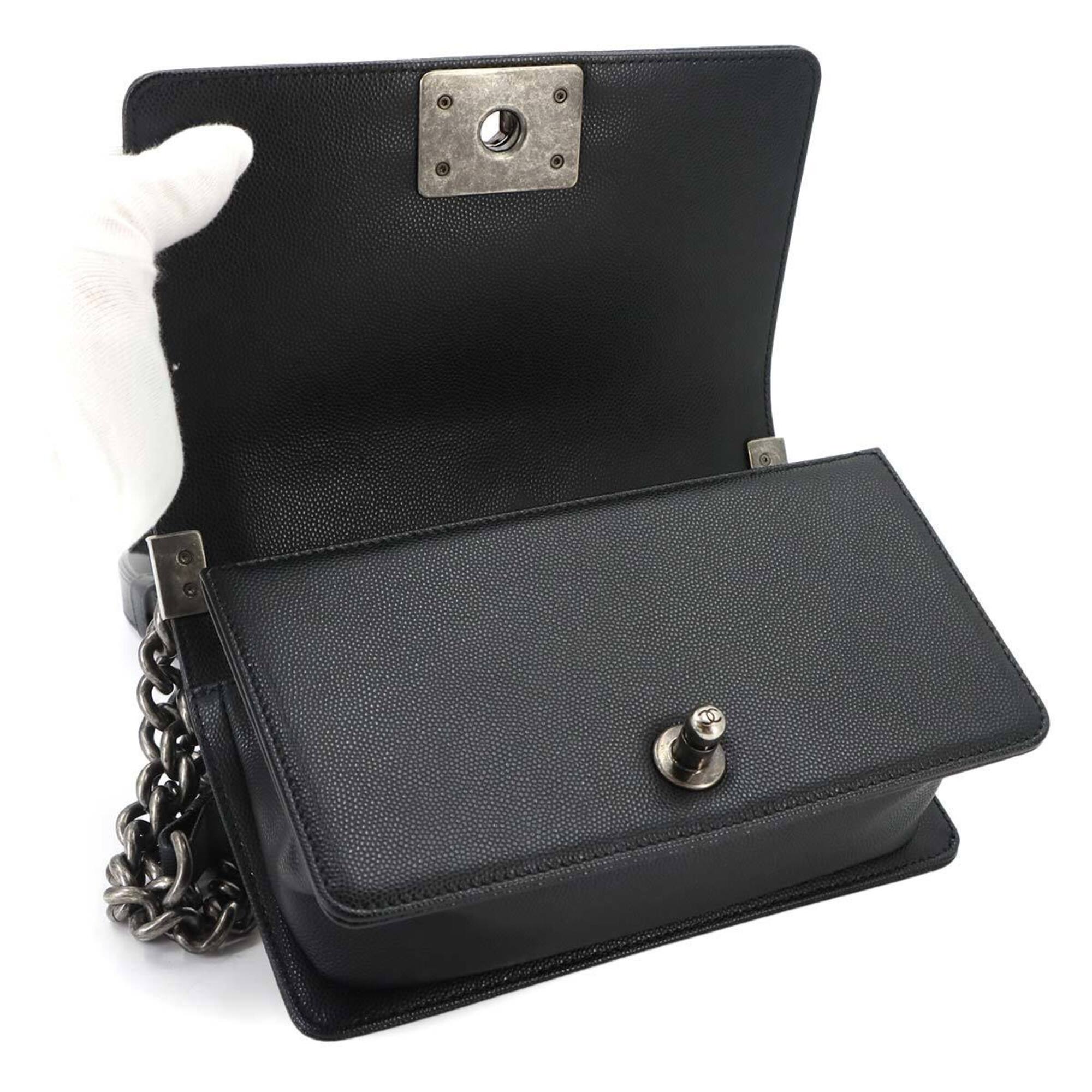 Chanel Black Grained Calfskin Handbag Shoulder Bag (Pre-Owned)