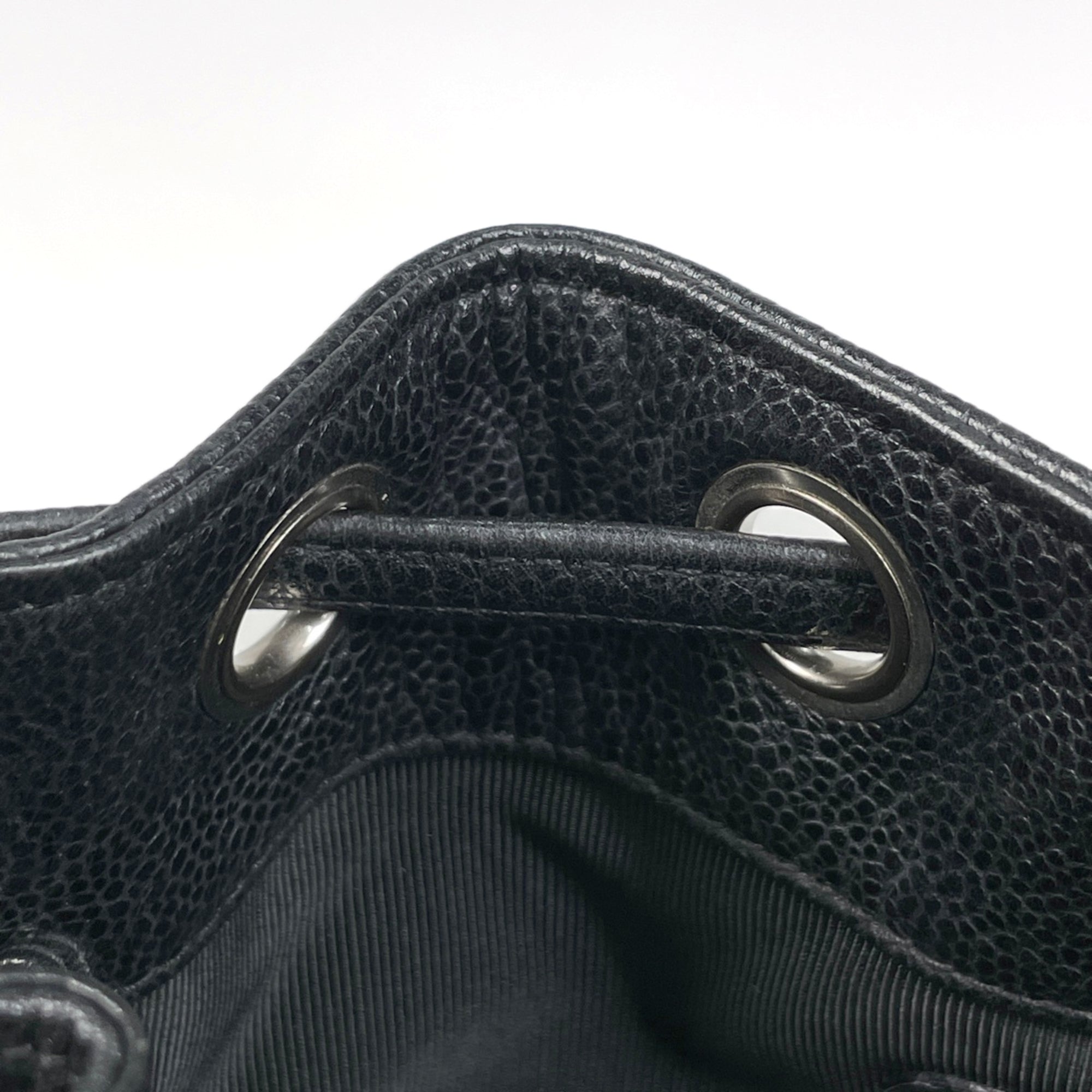 Chanel Black Grained Calfskin Shoulder Bag (Pre-Owned)