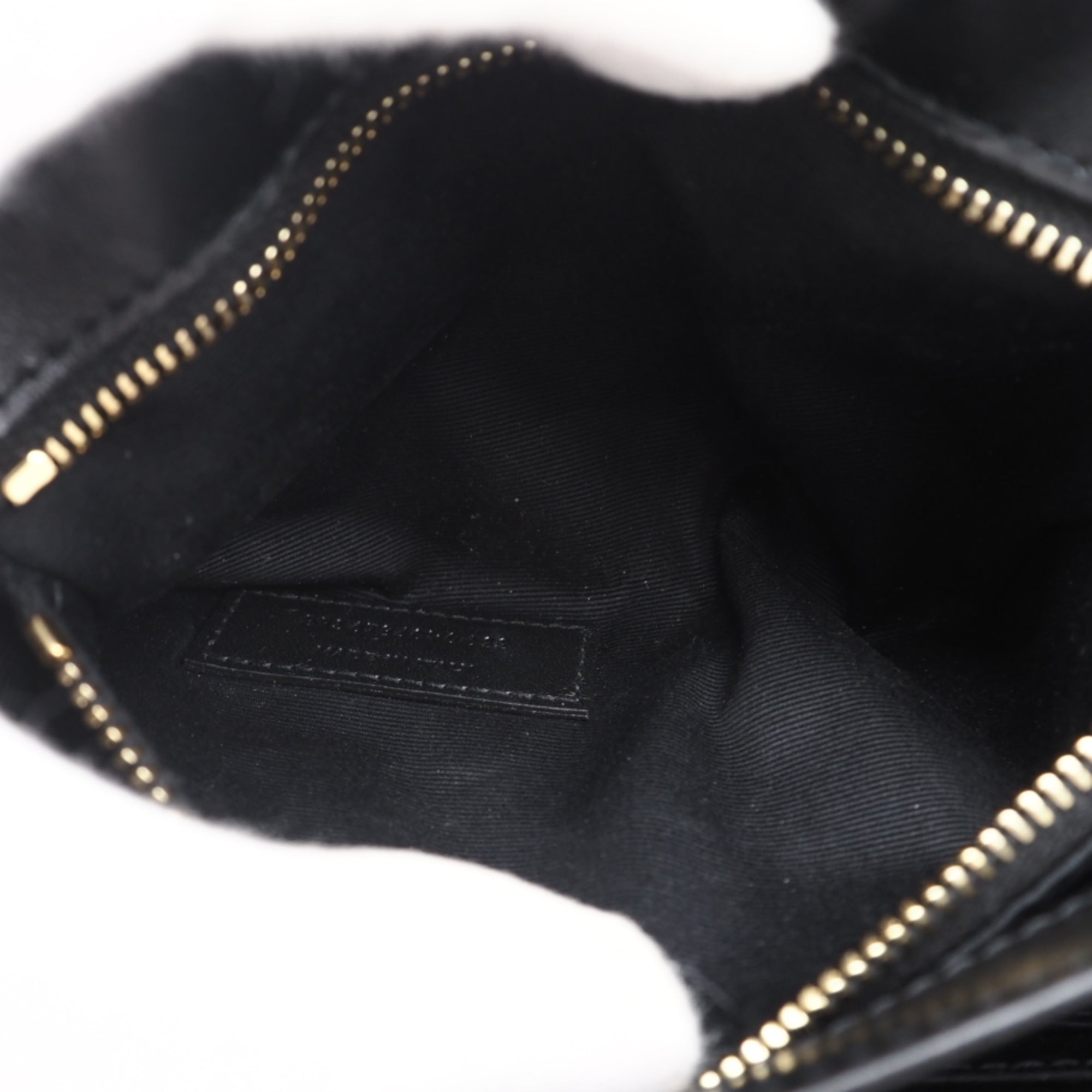 Yves Saint Laurent Black Leather Shoulder Bag (Pre-Owned)