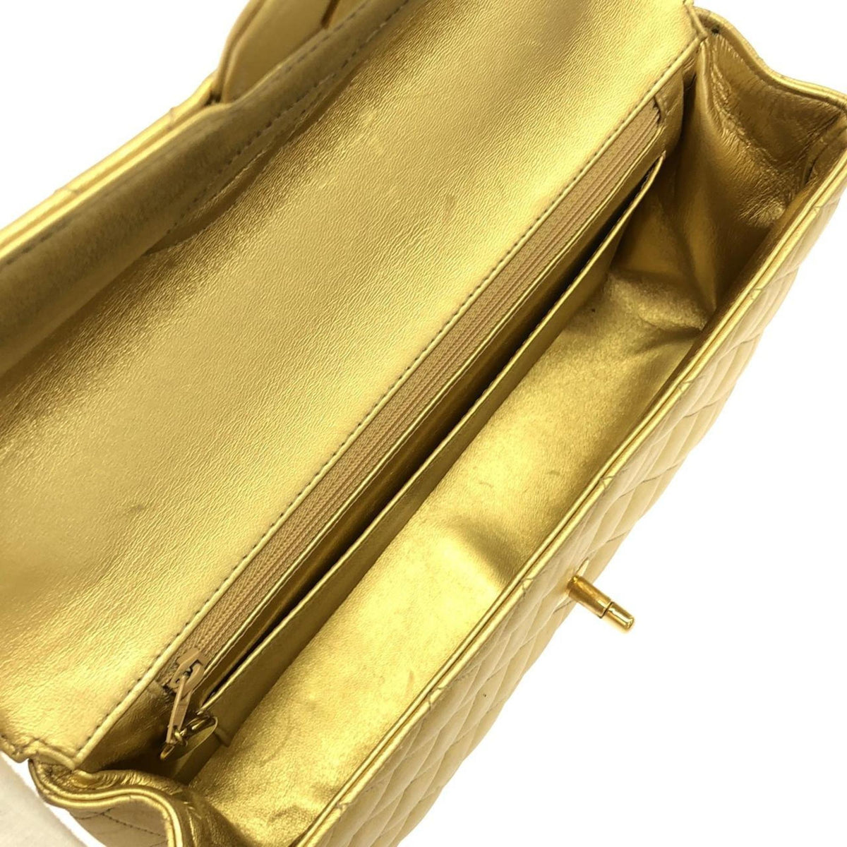 Chanel Gold Leather Handbag (Pre-Owned)