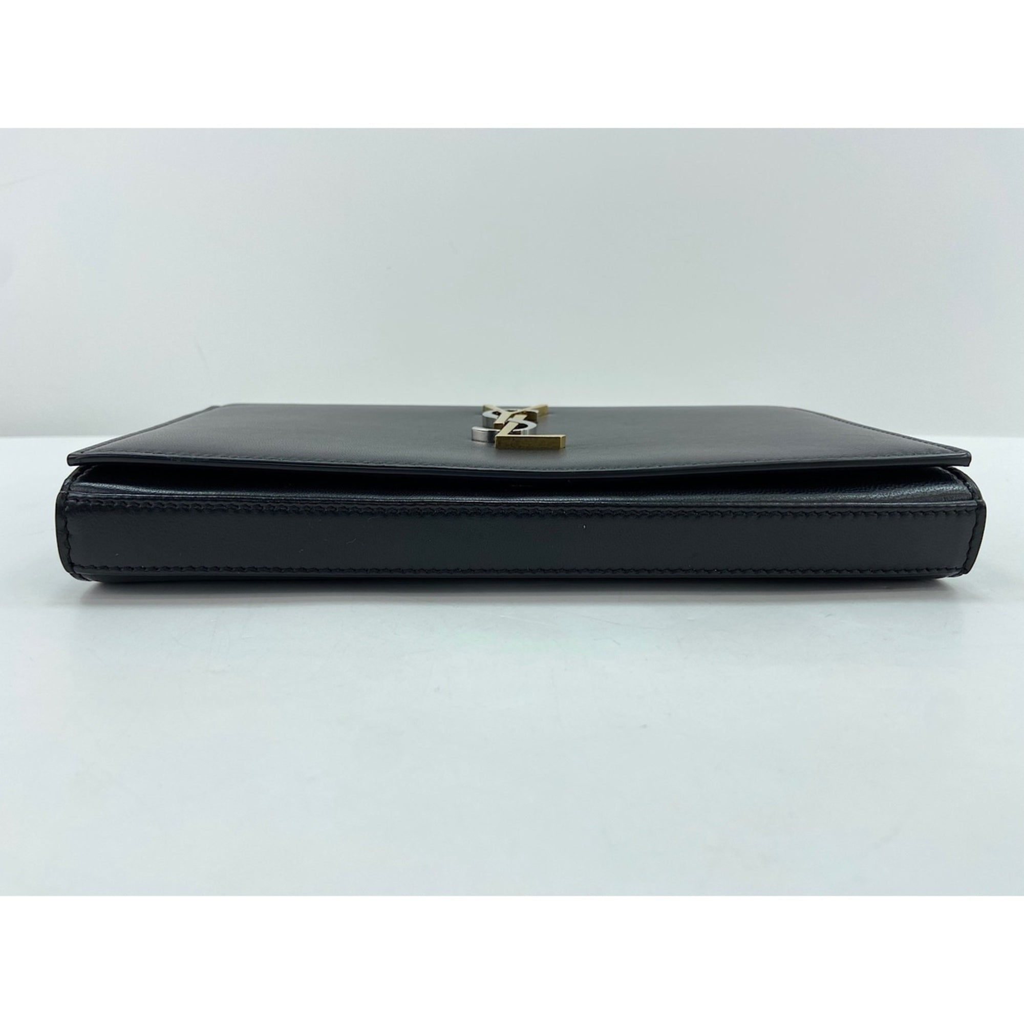Yves Saint Laurent Black Shoulder Bag (Pre-Owned)