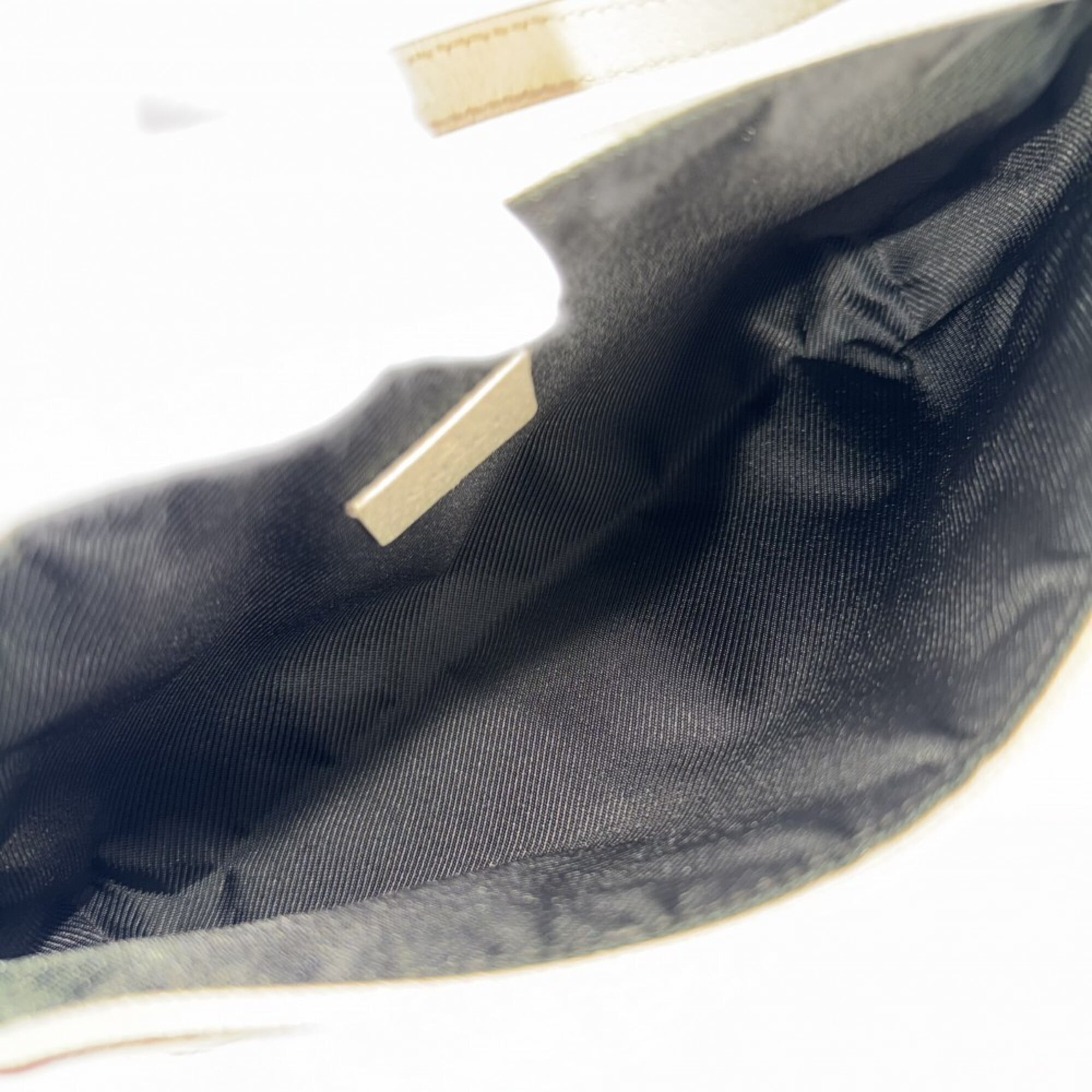 Gucci Abbey Beige Gg Canvas Leather Handbag (Pre-Owned)
