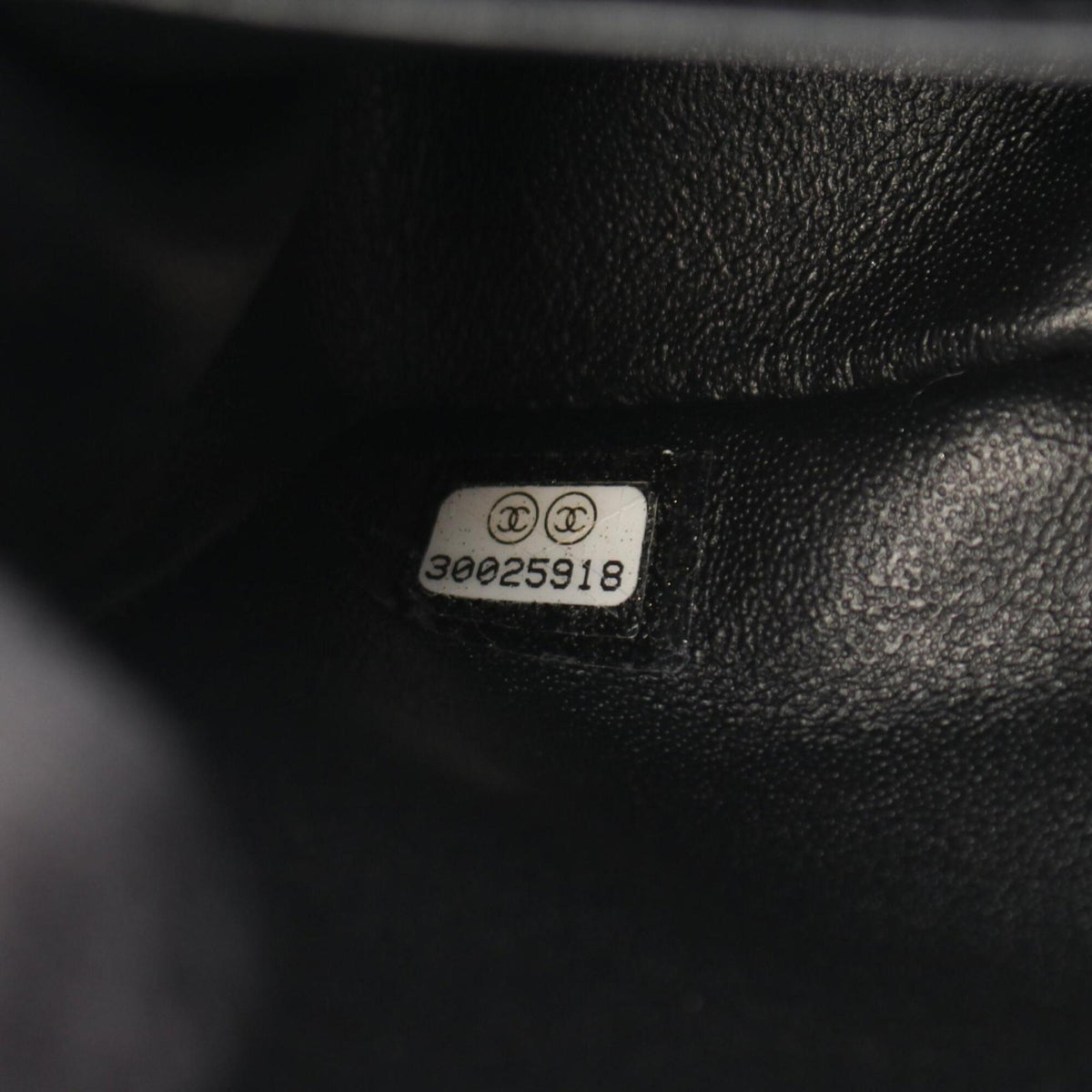 Chanel Black Leather Handbag Shoulder Bag (Pre-Owned)