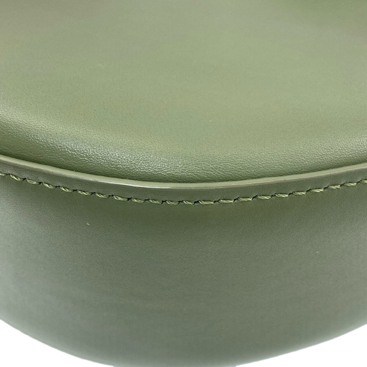 Loewe Green Leather Shoulder Bag (Pre-Owned)