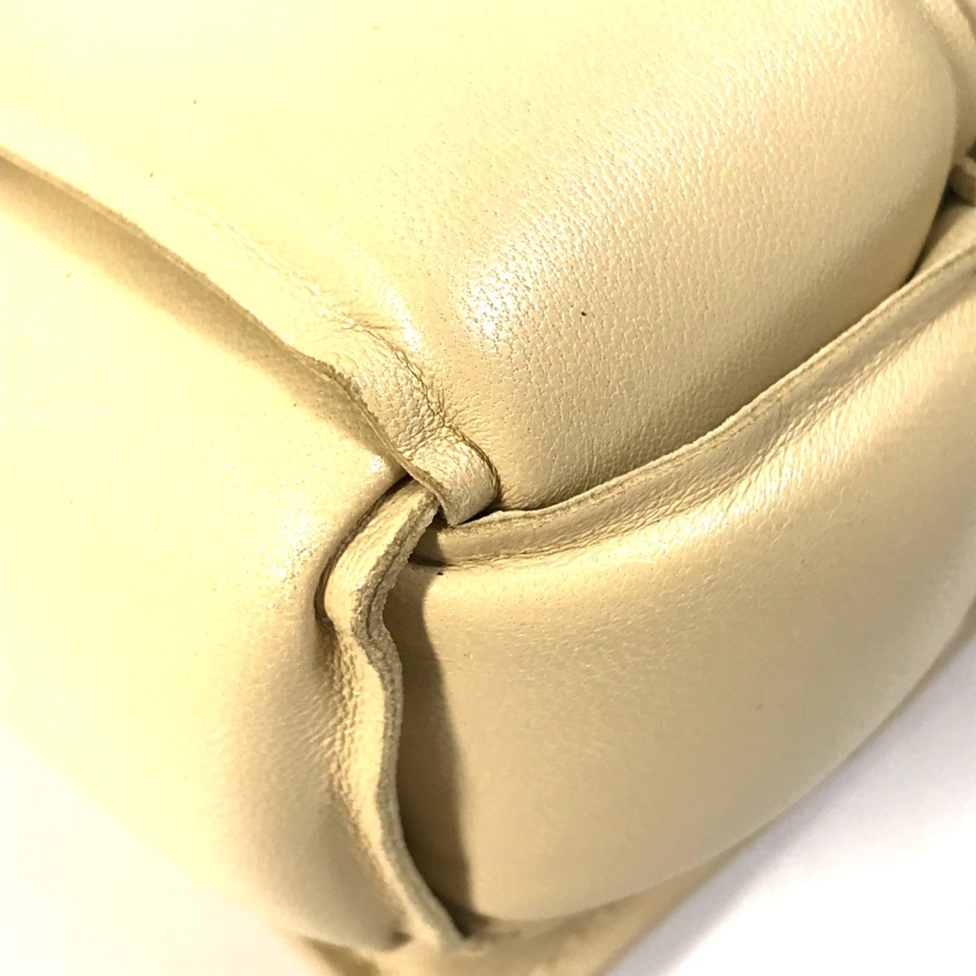 Bottega Veneta Beige Leather Shoulder Bag (Pre-Owned)