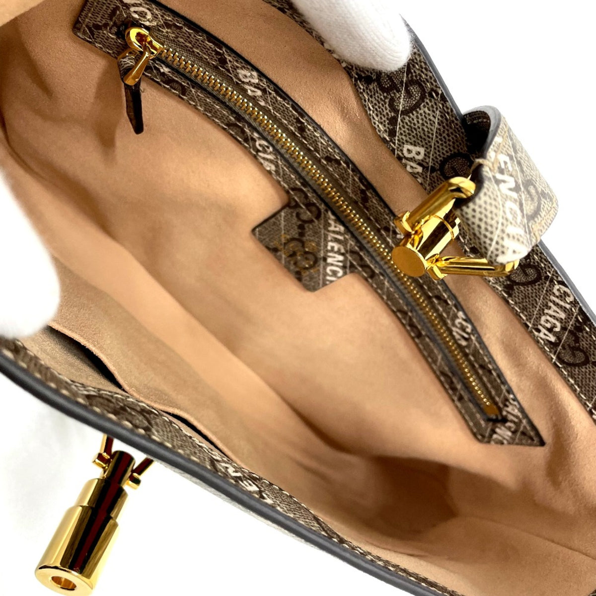 Gucci Beige Other Handbag (Pre-Owned)