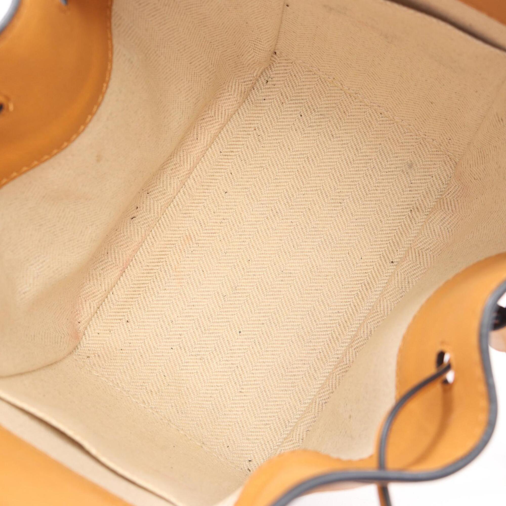 Loewe Brown Leather Handbag (Pre-Owned)