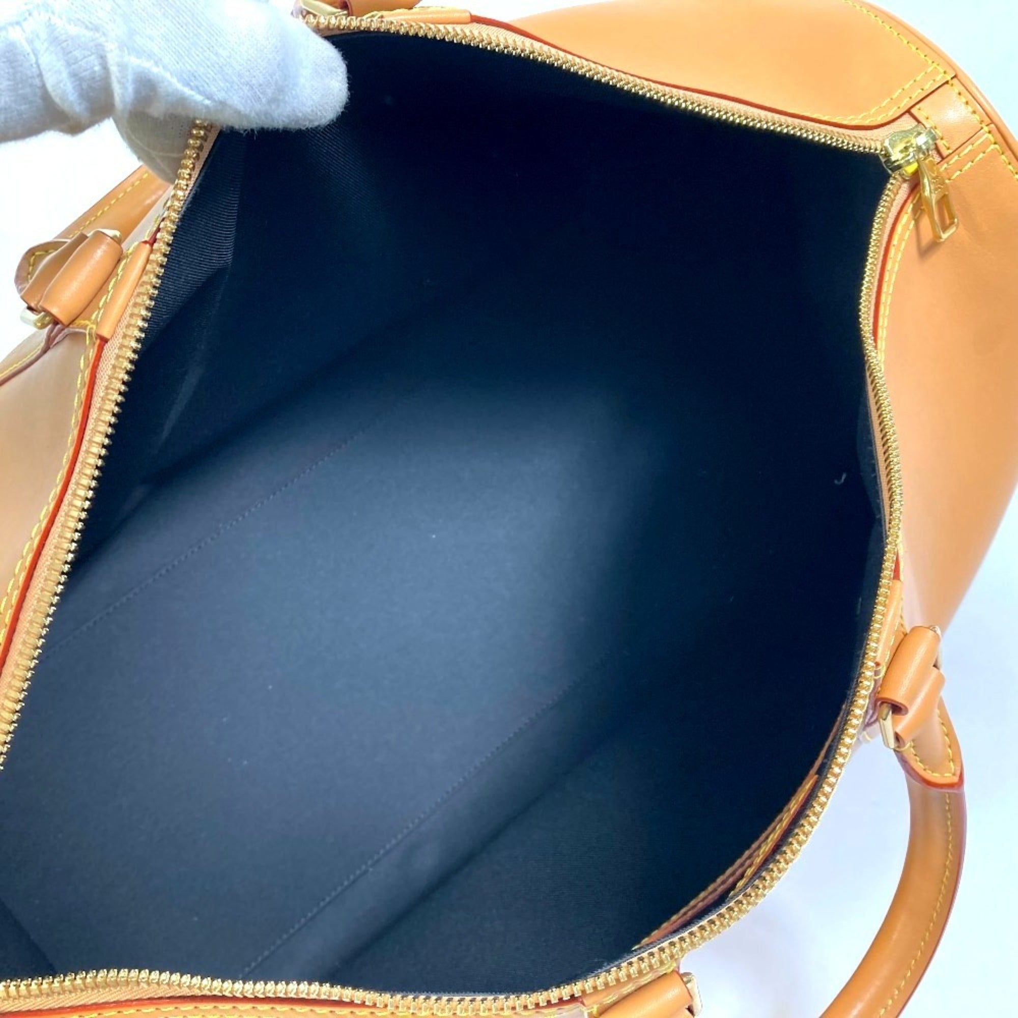 Louis Vuitton Beige Leather Boston Bag (Pre-Owned)