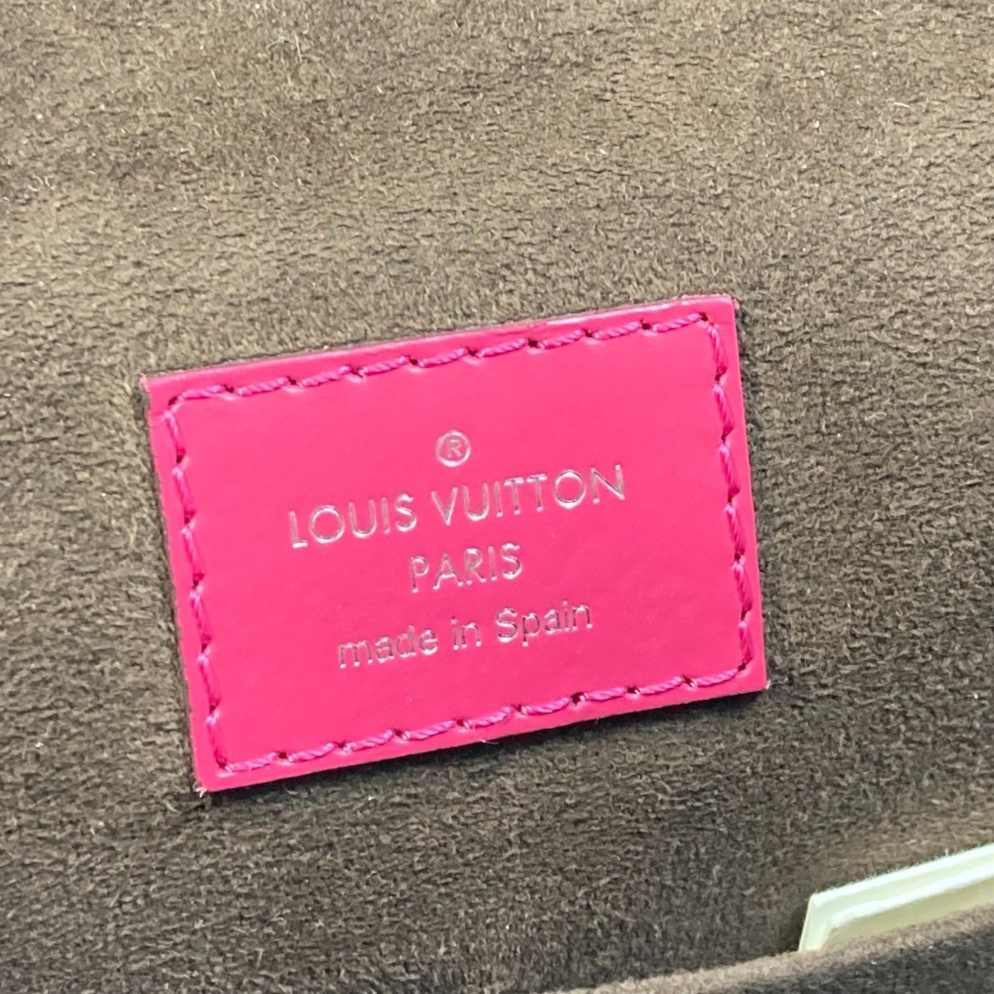 Louis Vuitton Hot Pink Pink Epi Leather Handbag Shoulder Bag (Pre-Owned)