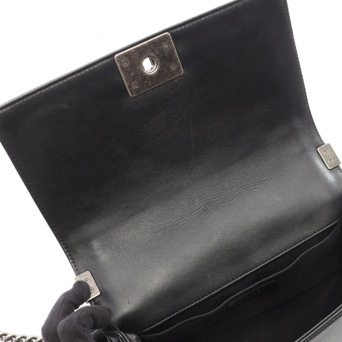 Chanel Black Leather Handbag Shoulder Bag (Pre-Owned)