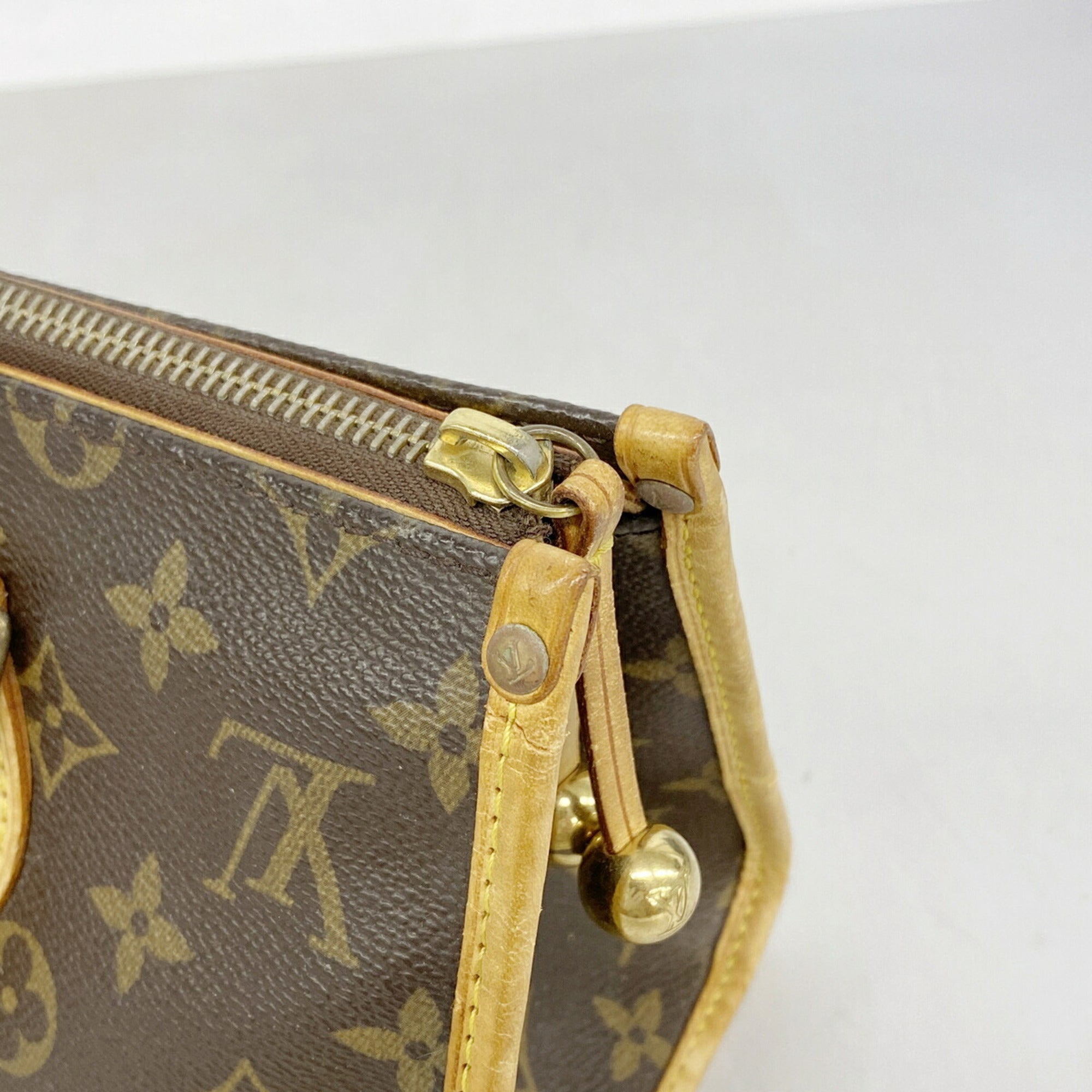 Louis Vuitton Brown Handbag (Pre-Owned)