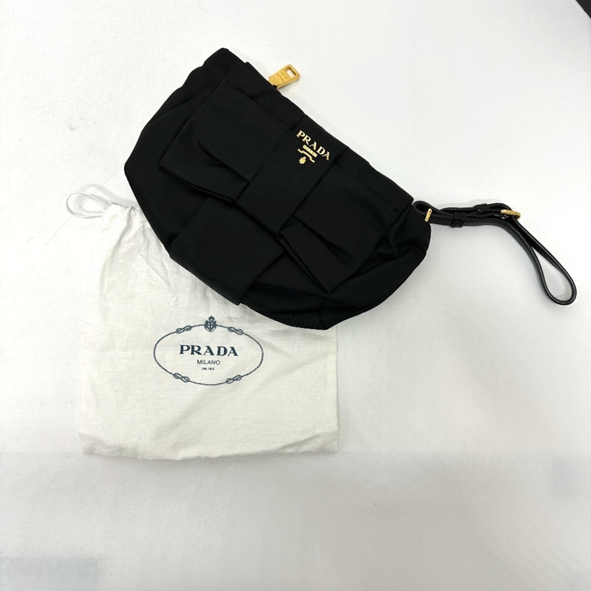 Prada Black Leather Nylon Pouch (Pre-Owned)