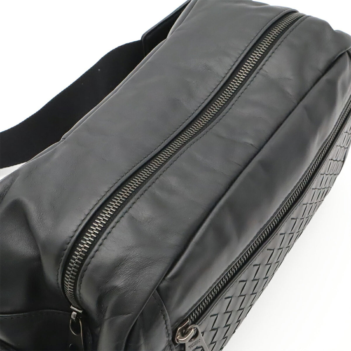 Bottega Veneta Black Leather Sling Bag (Pre-Owned)