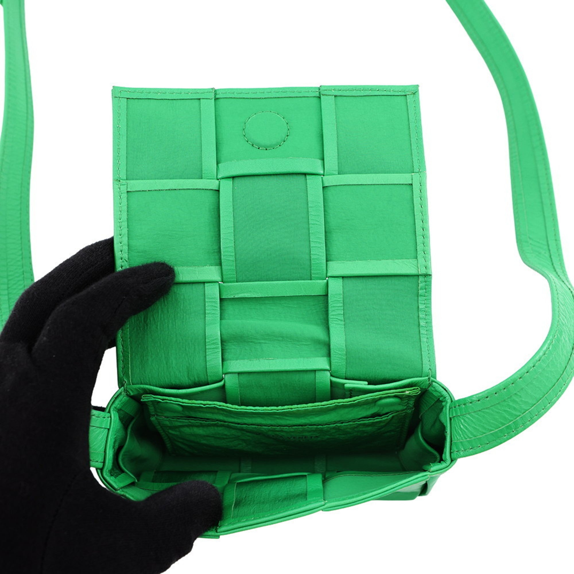 Bottega Veneta Green Handbag Shoulder Bag (Pre-Owned)