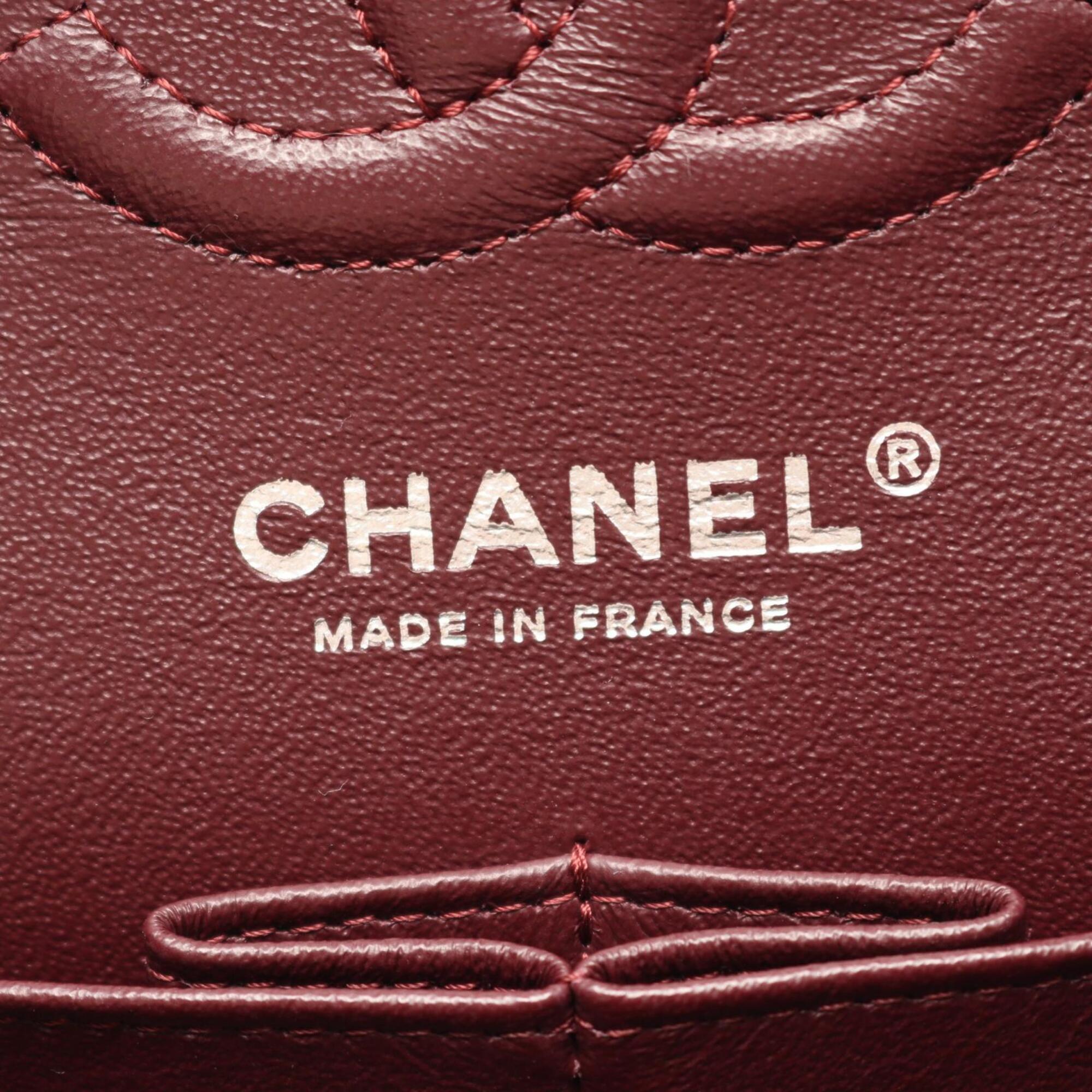 Chanel Black Grained Calfskin Handbag Shoulder Bag (Pre-Owned)