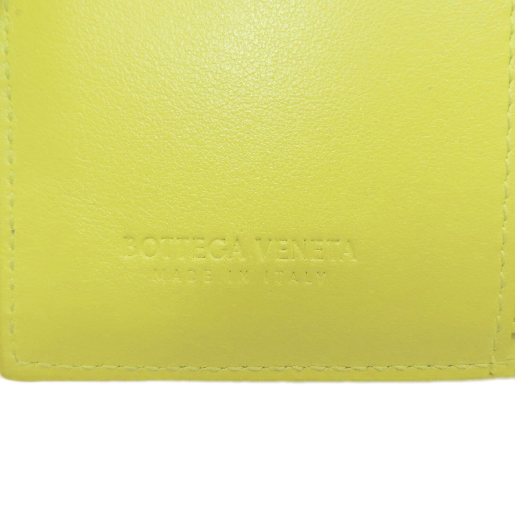 Bottega Veneta Light Green Leather Wallet (Bi-Fold) (Pre-Owned)