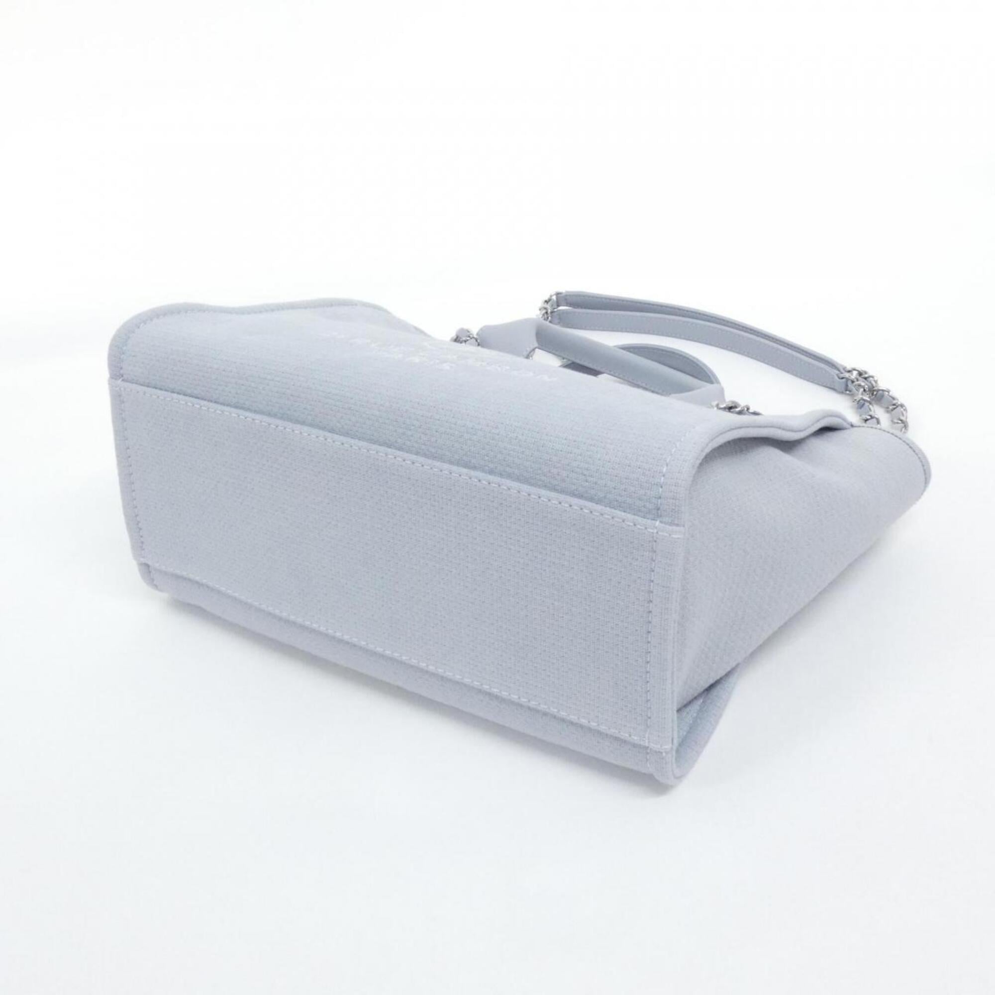 Chanel Light Blue Handbag (Pre-Owned)