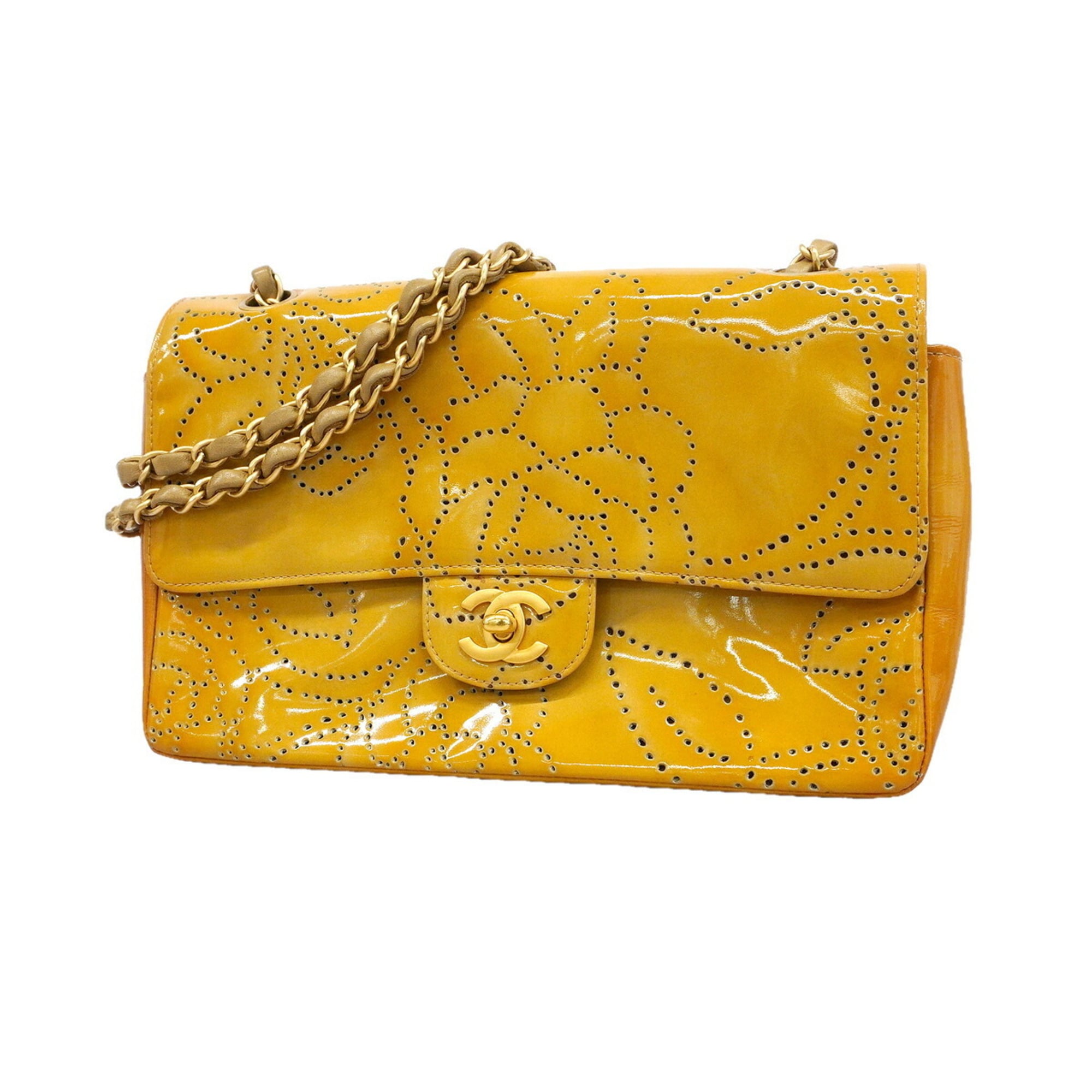 Chanel Yellow Patent Leather Shoulder Bag (Pre-Owned)