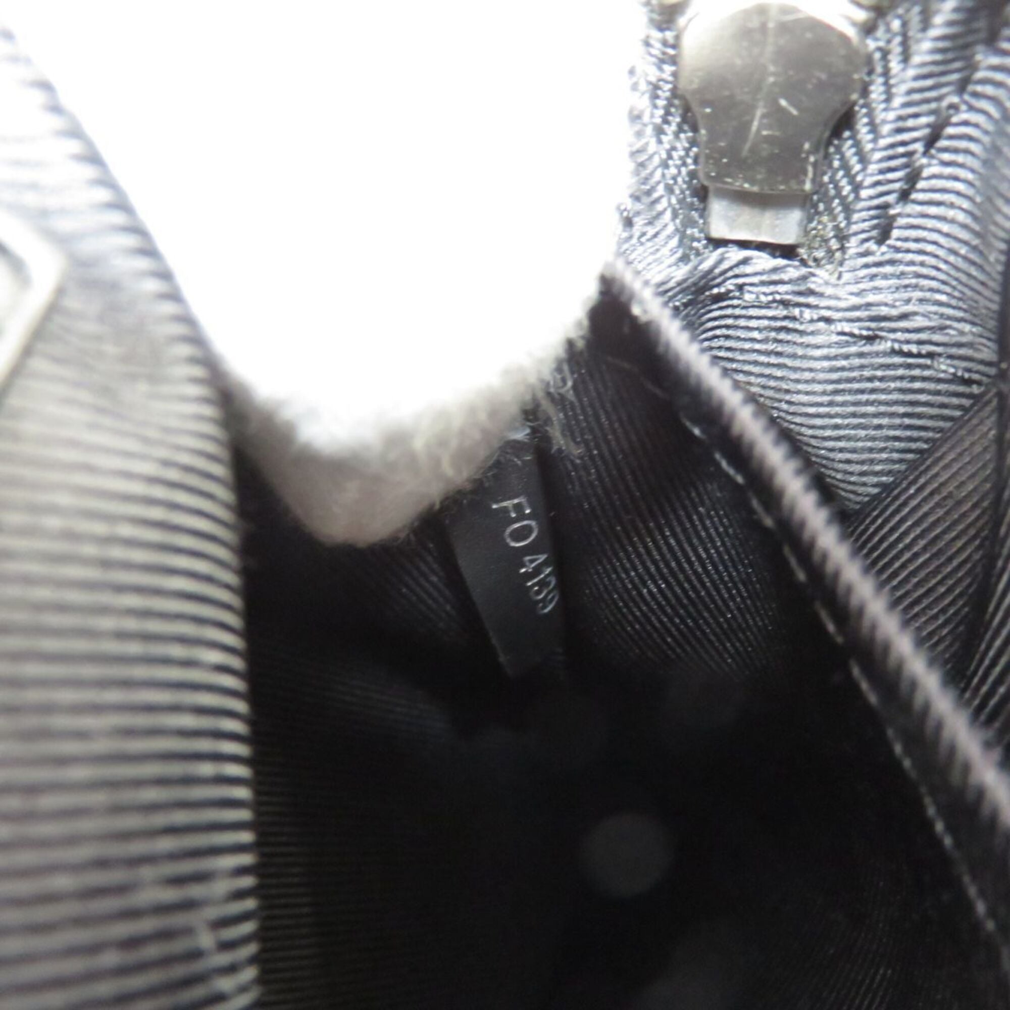 Louis Vuitton Noir Epi Leather Shoulder Bag (Pre-Owned)