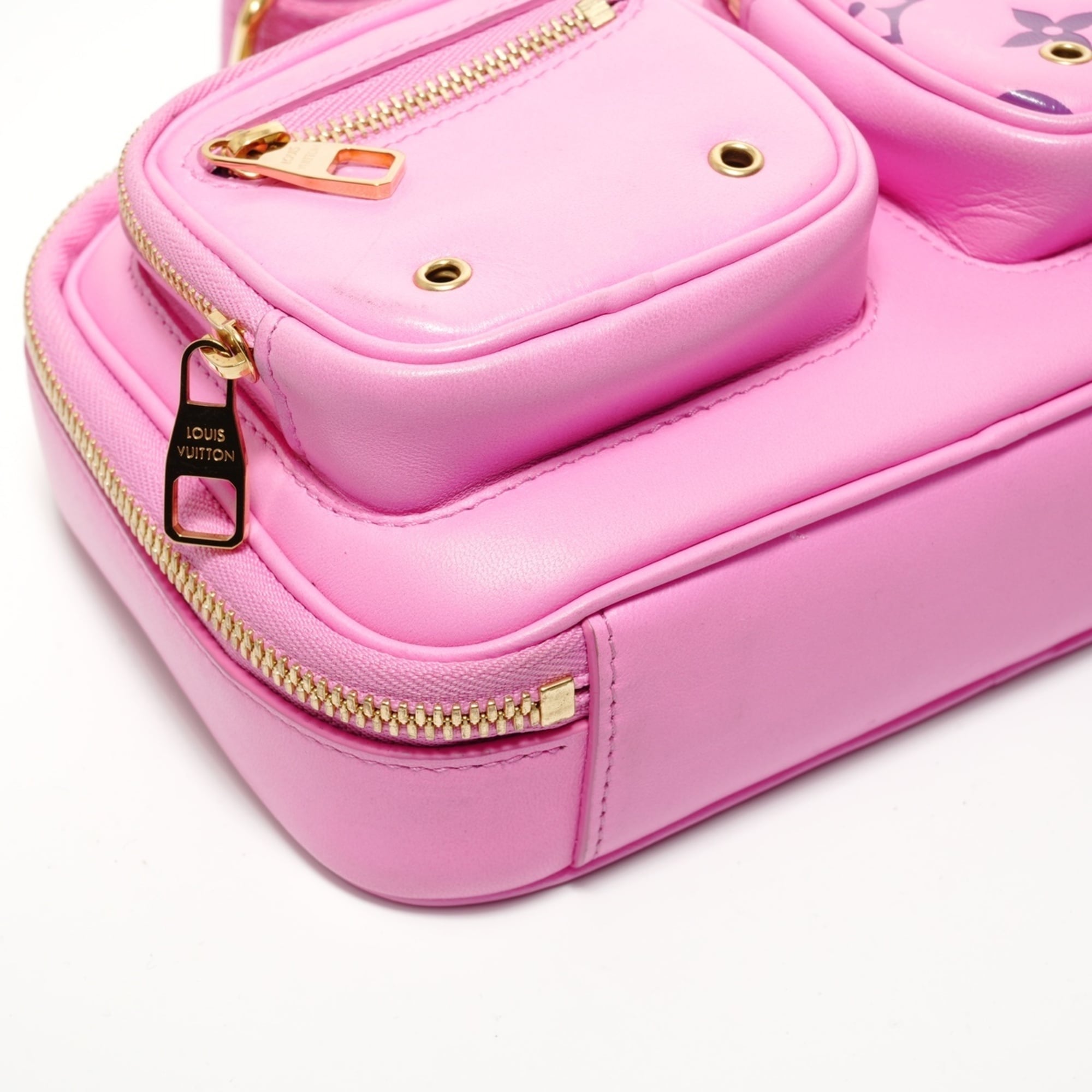 Louis Vuitton Pink Shoulder Bag (Pre-Owned)