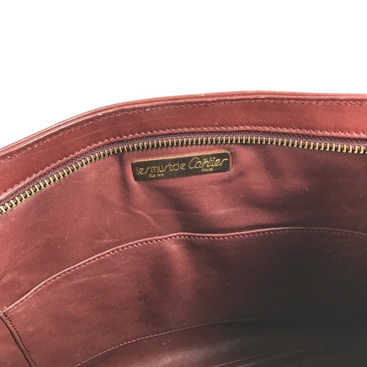Cartier Wine Red Leather Shoulder Bag (Pre-Owned)