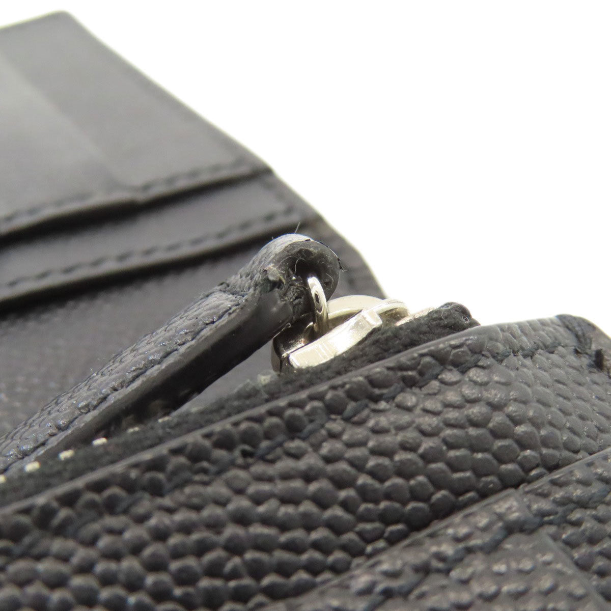 Yves Saint Laurent Black Leather Long Wallet (Bi-Fold) (Pre-Owned)