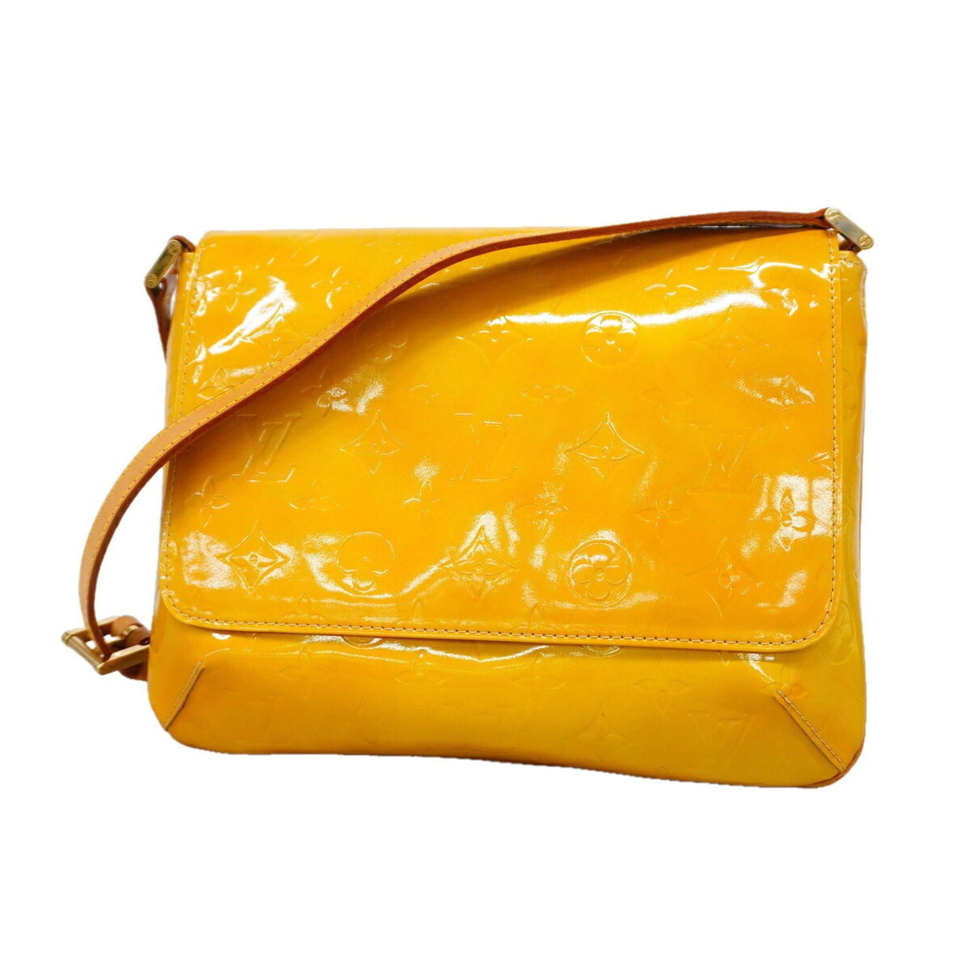 Louis Vuitton Beige Shoulder Bag (Pre-Owned)