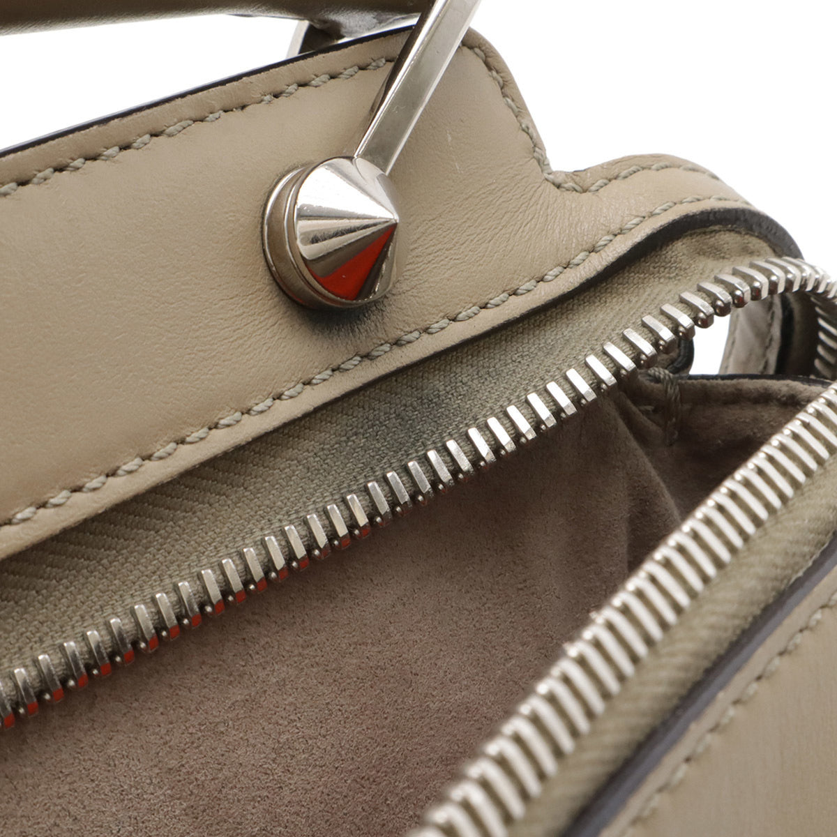 Fendi Grayish Leather Handbag Shoulder Bag (Pre-Owned)