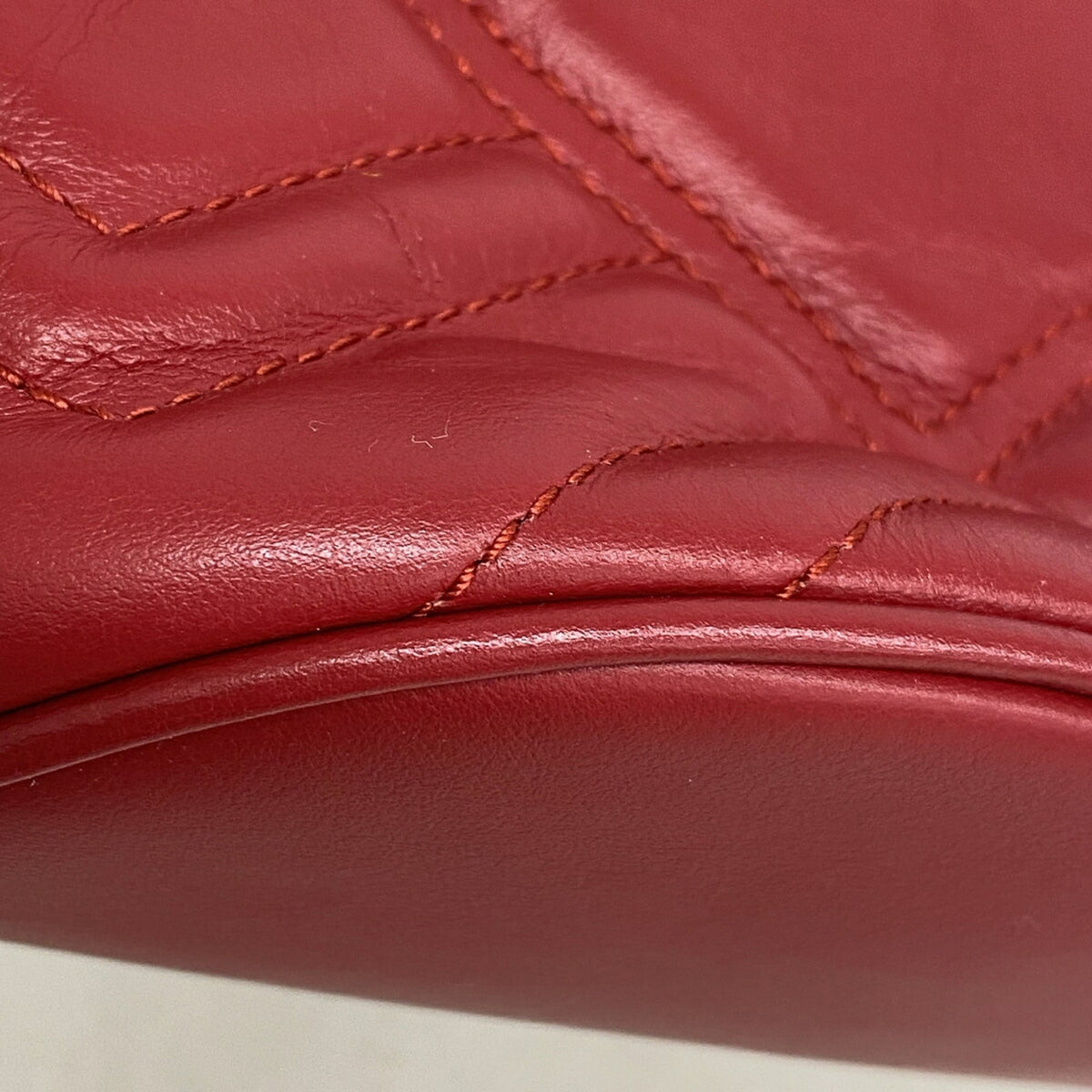 Gucci Red Color Leather Shoulder Bag (Pre-Owned)