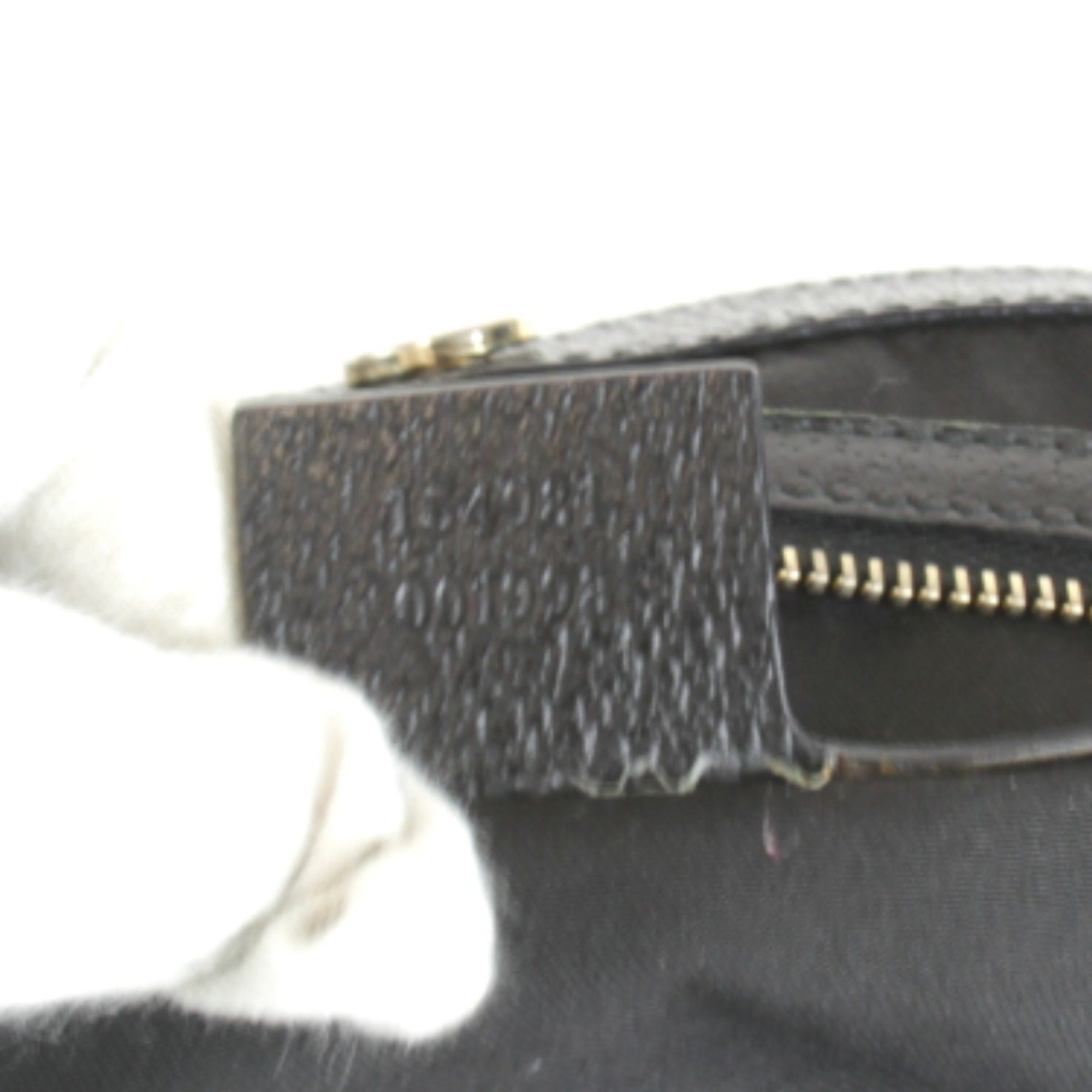 Gucci Black White Gg Canvas Handbag (Pre-Owned)