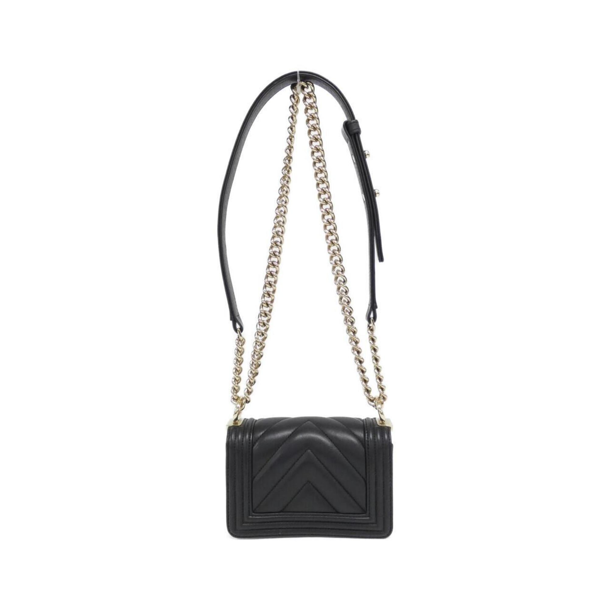 Chanel Black Leather Shoulder Bag (Pre-Owned)