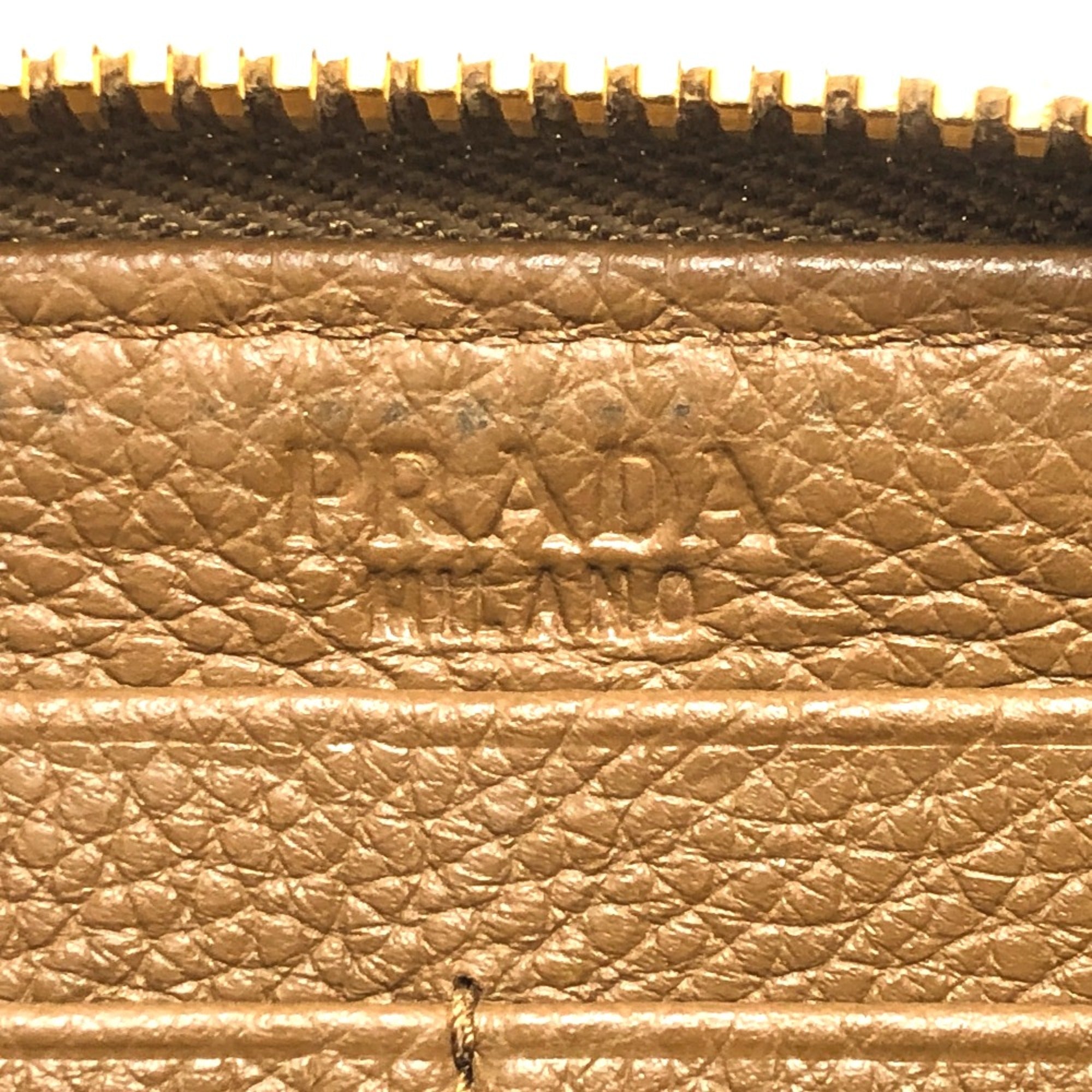 Prada Brown Leather Long Wallet (Bi-Fold) (Pre-Owned)