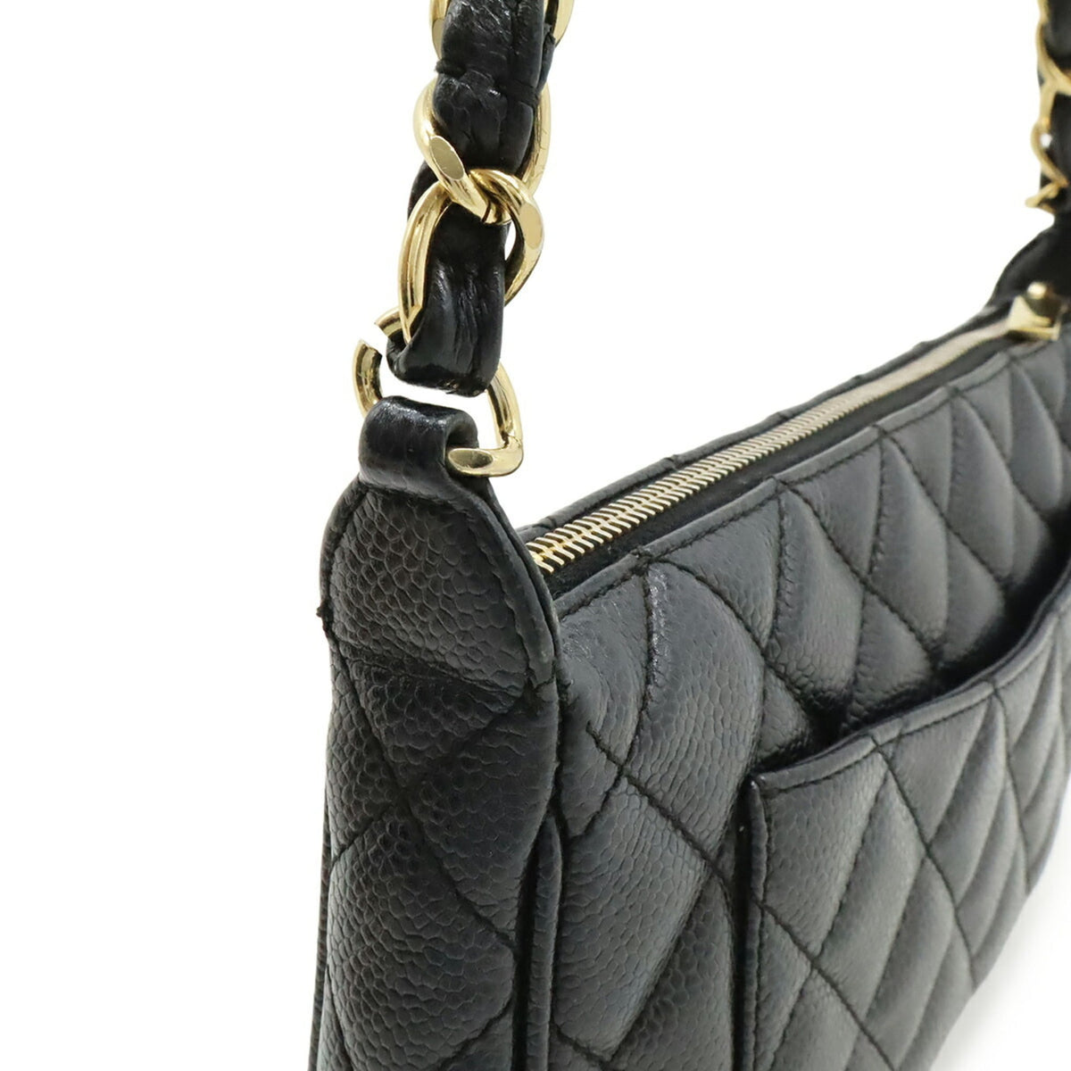 Chanel Matelasse Black Grained Calfskin Shoulder Bag (Pre-Owned)