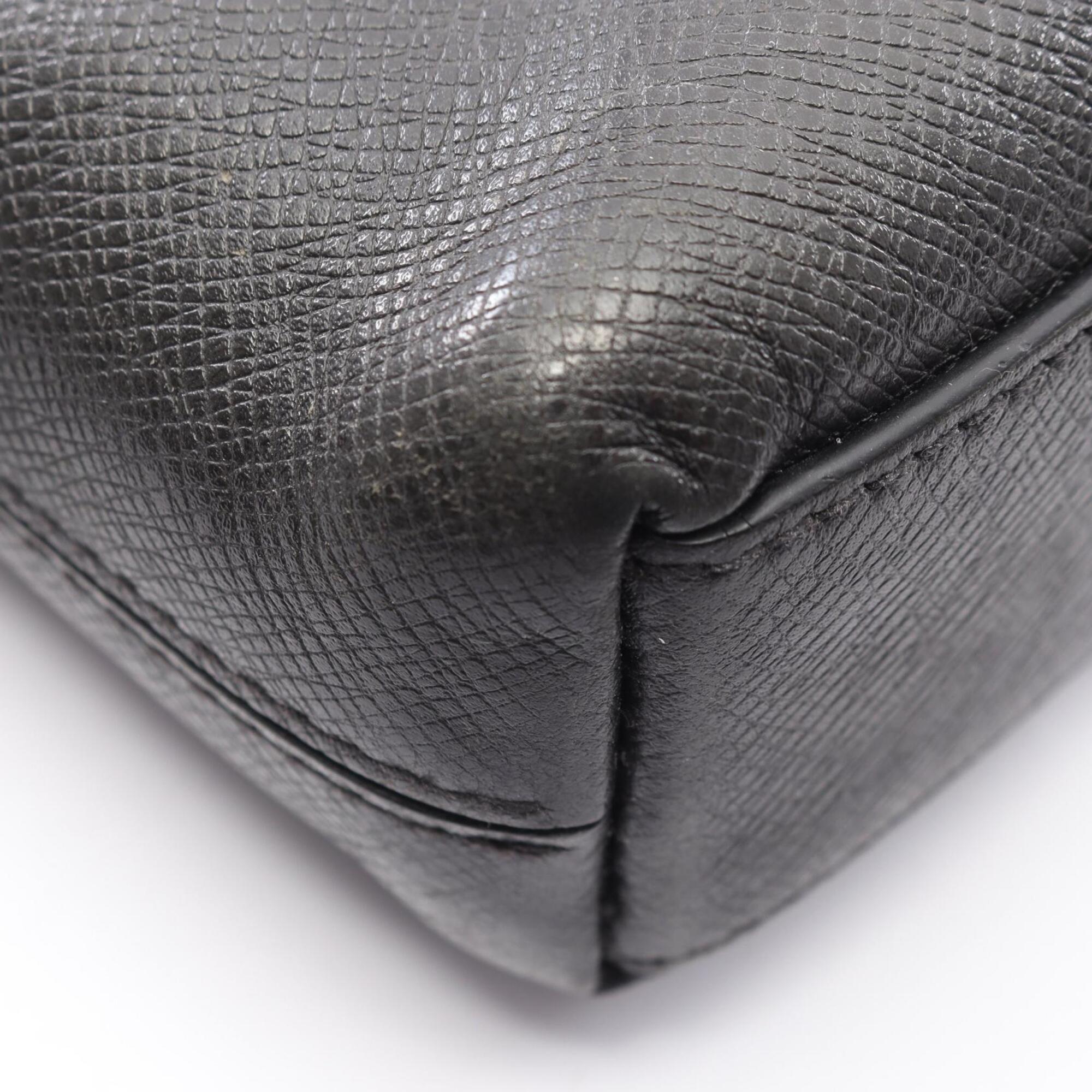 Louis Vuitton Ardoise Black Taiga Leather Shoulder Bag (Pre-Owned)