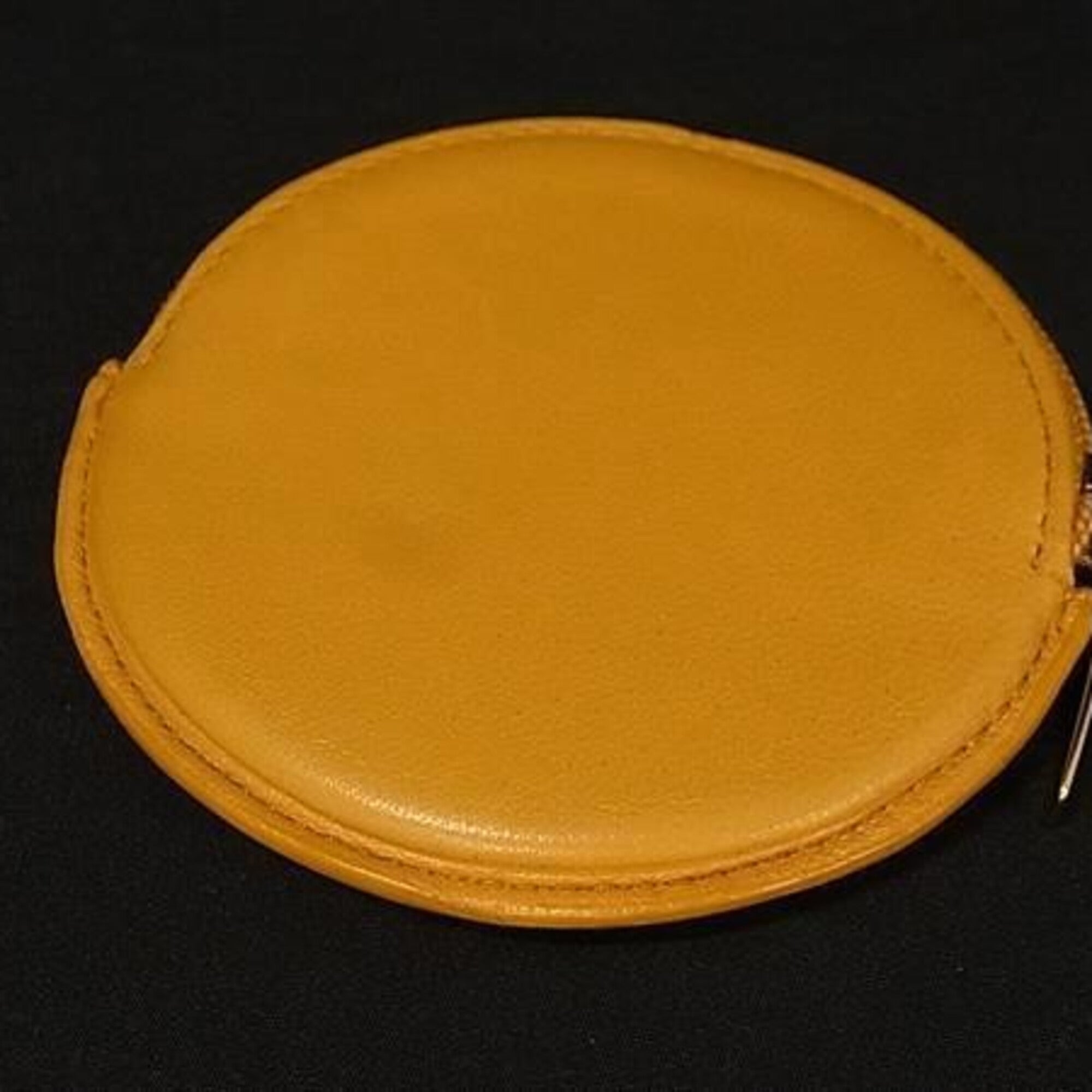 Loewe Mustard Leather Coin Purse/Coin Case (Pre-Owned)