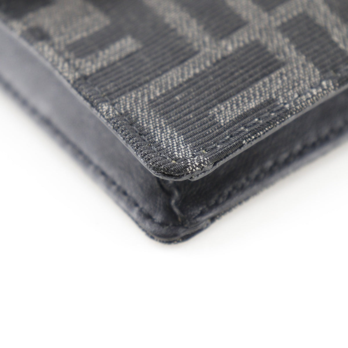 Fendi Black Nylon Canvas Leather Baguette Bag Shoulder Bag (Pre-Owned)